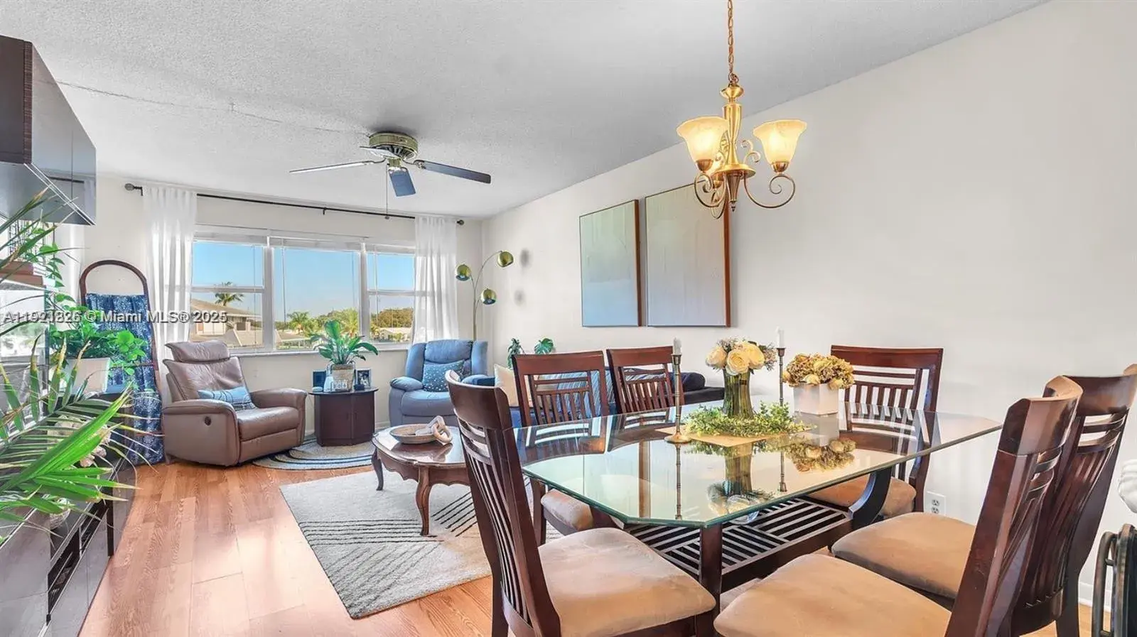 1 bedroom 1 bath Residential for sale at 2223 Park Ln # 207, Hollywood FL 33021