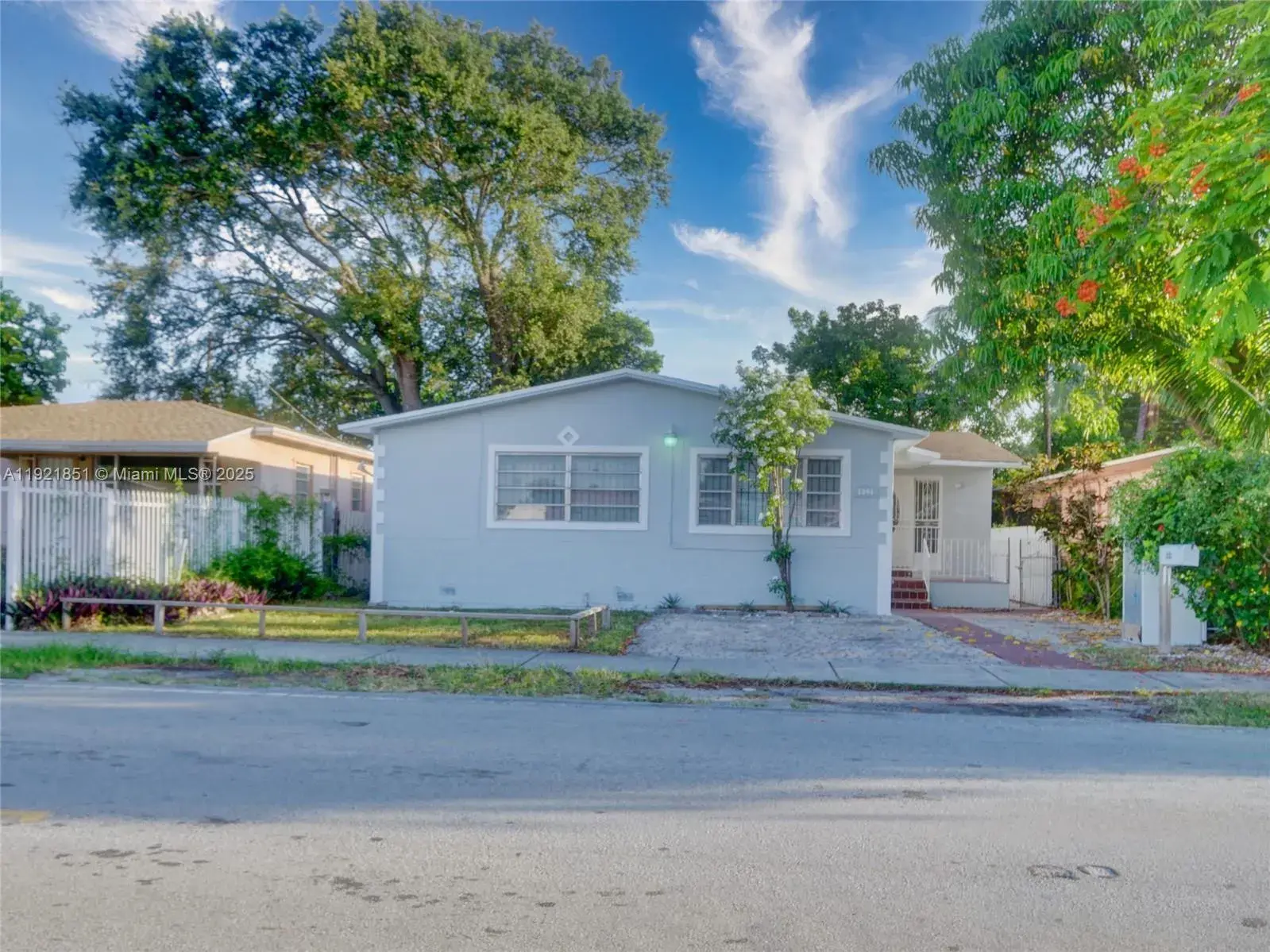 1141 NW 75th St, Miami FL 33150