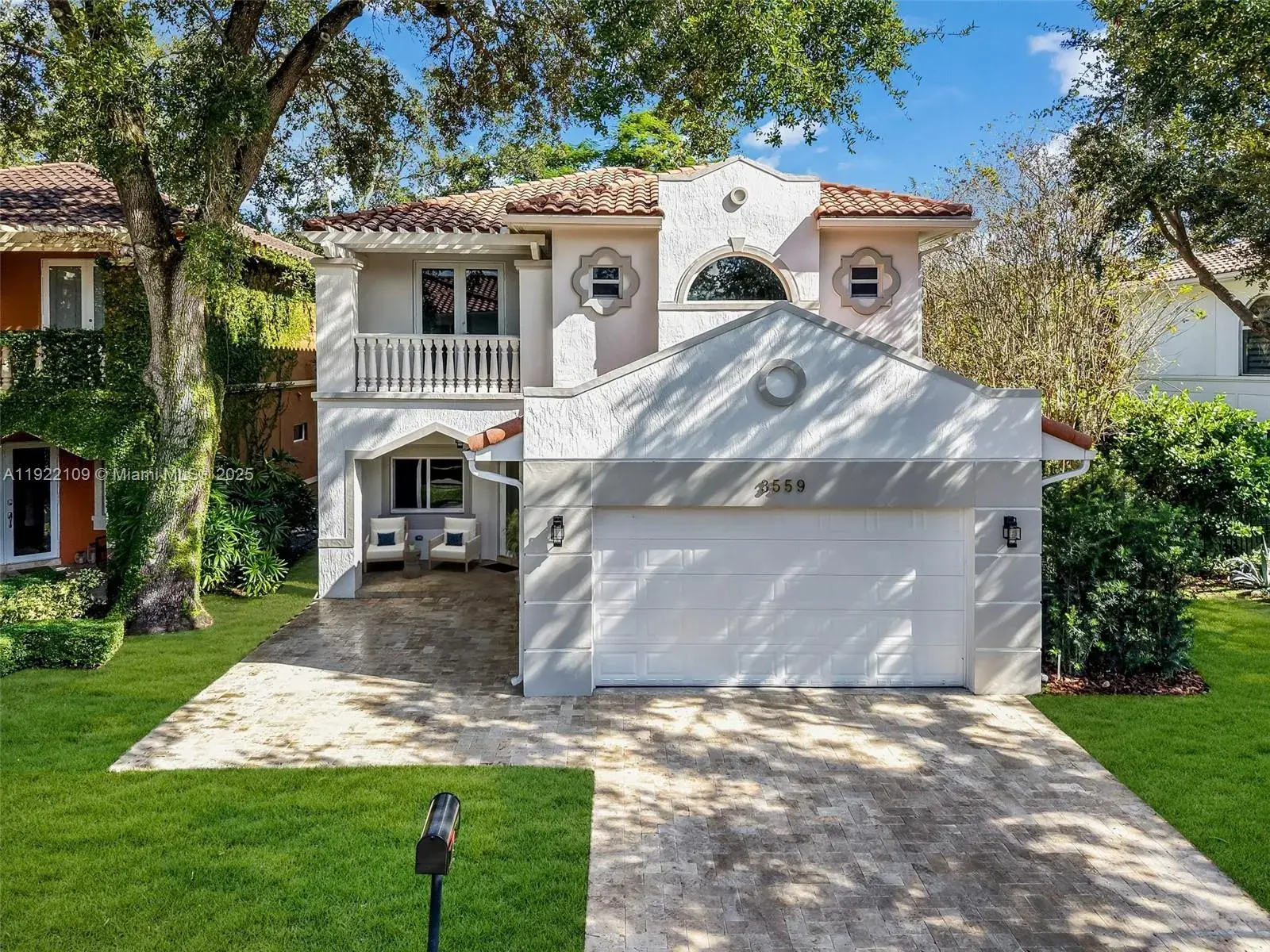 4 bedroom 4 bath Residential for sale at 3559 Forest View Cir, Dania Beach FL 33312