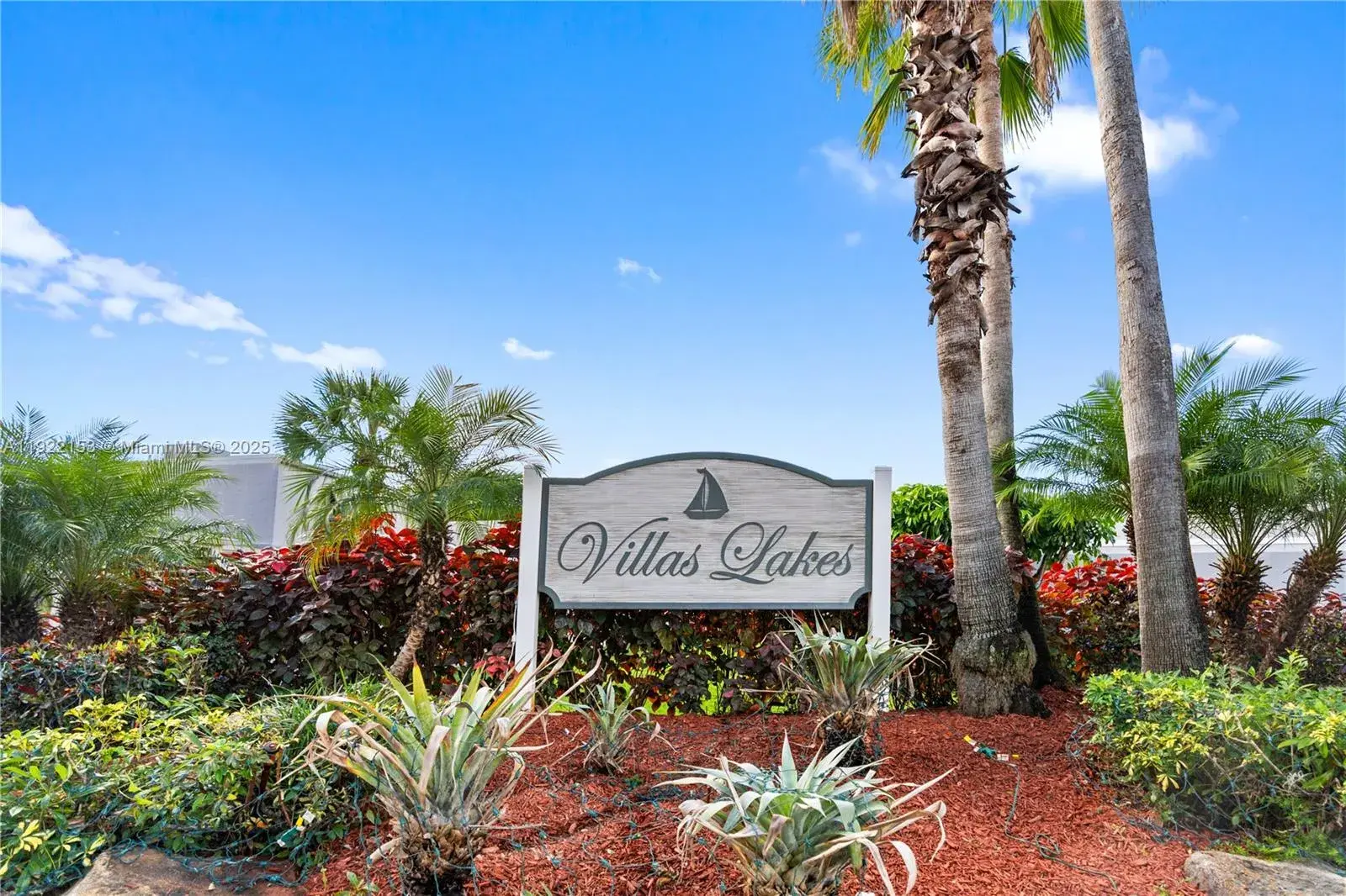 3 bedroom 2 bath Residential for sale at 1523 NW 113th Way, Pembroke Pines FL 33026
