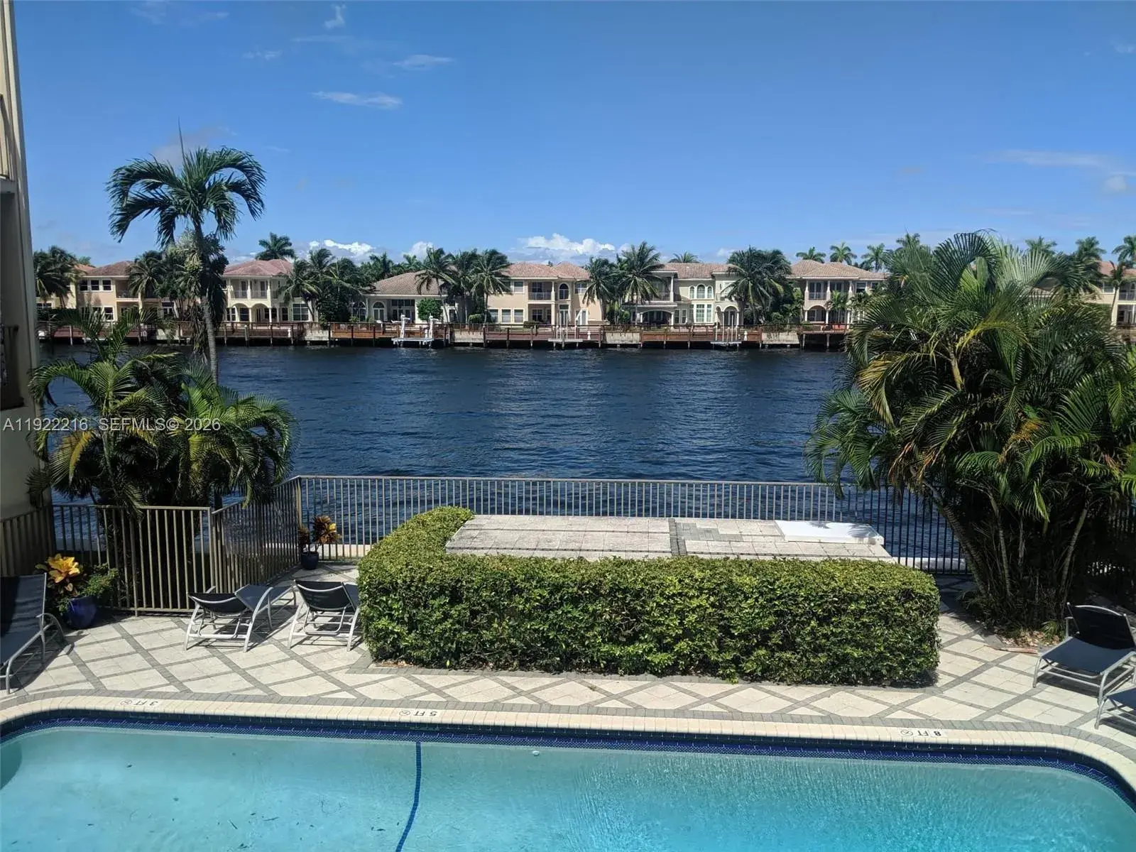 1 bedroom 1 bath Residential for sale at 2200 S Ocean Dr # N210, Hollywood FL 33019