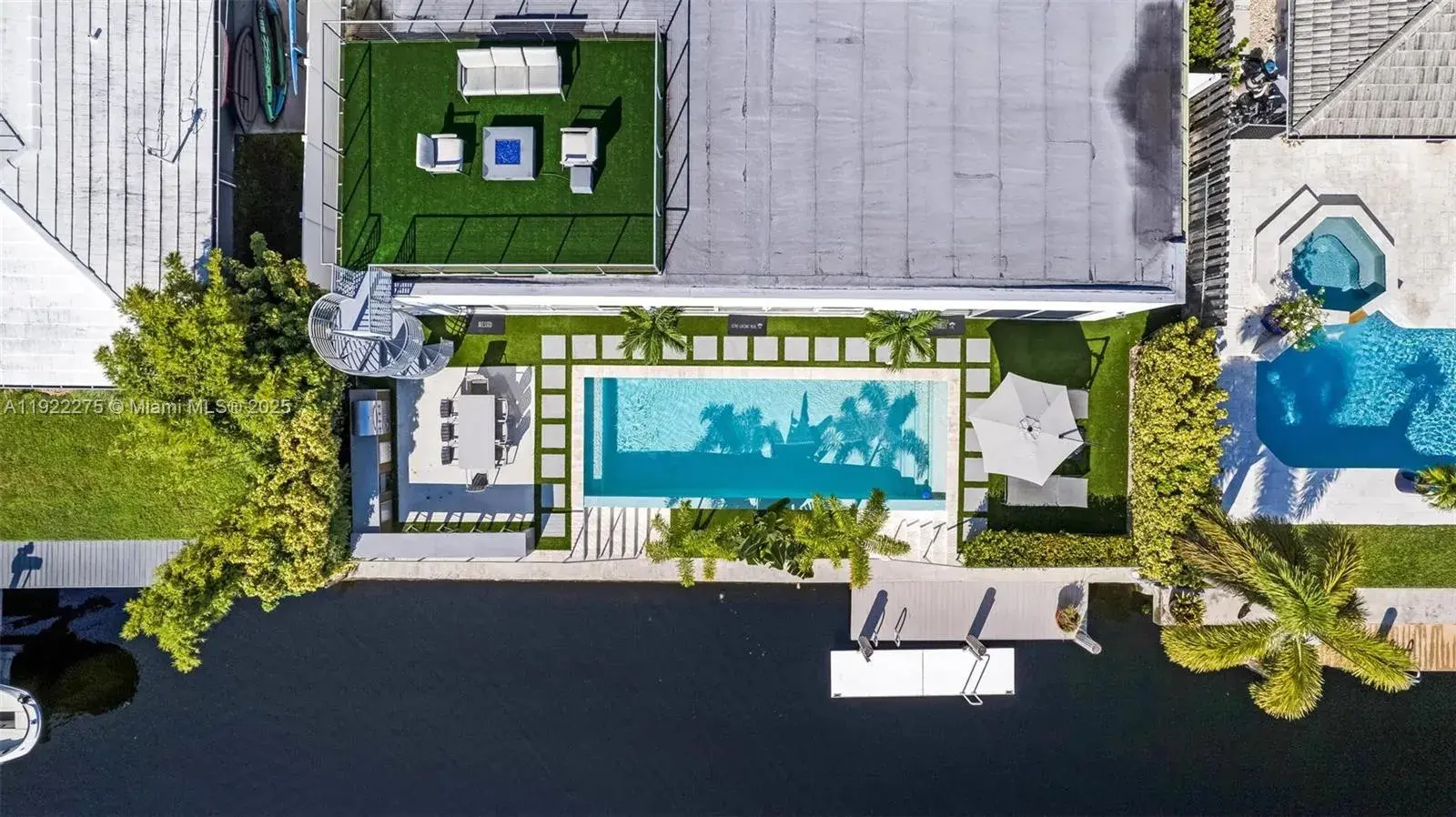 2112 NE 17th Ave, Wilton Manors FL 33305