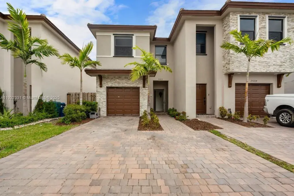 25217 SW 107th Ct, Homestead FL 33032