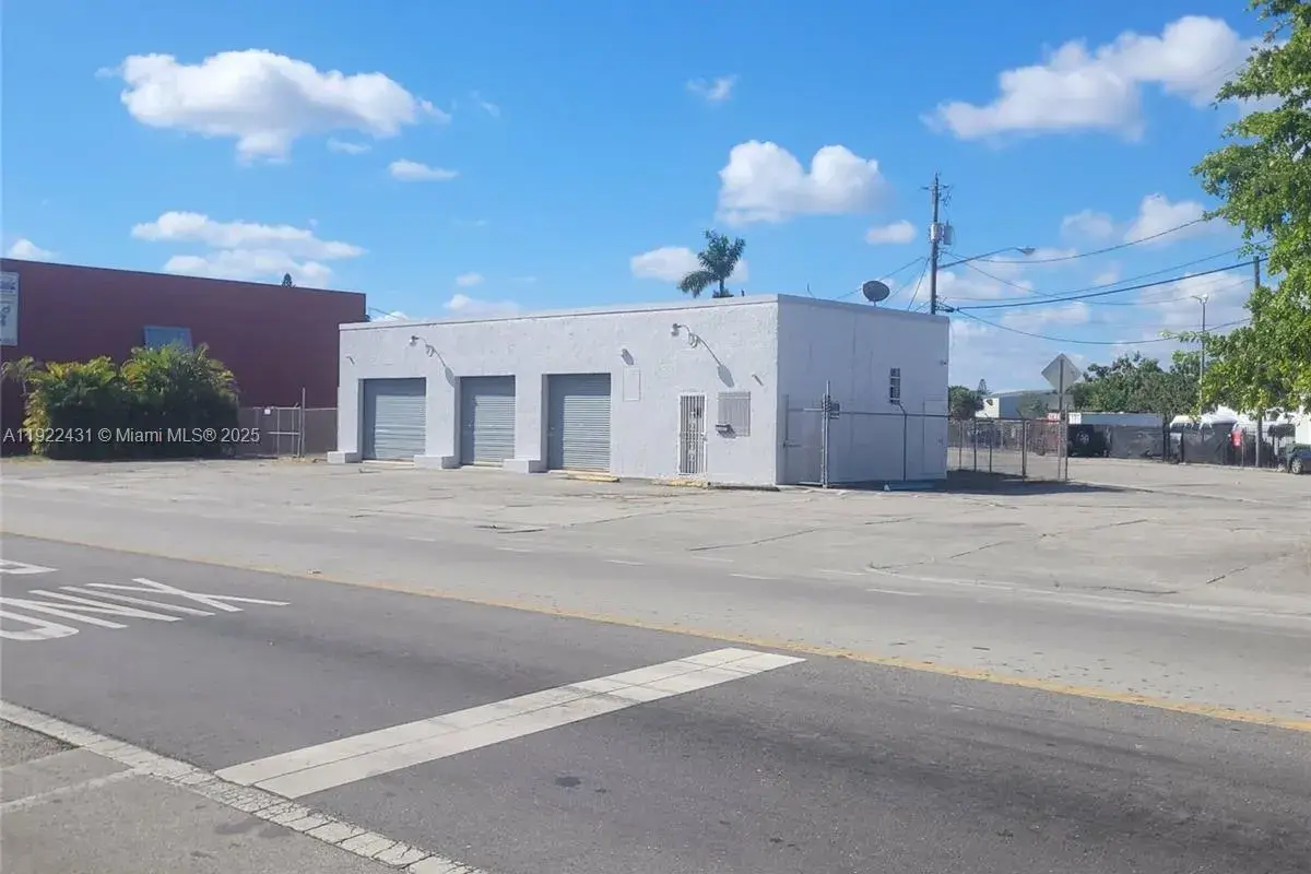 226 S Krome Ave, Homestead FL 33030
