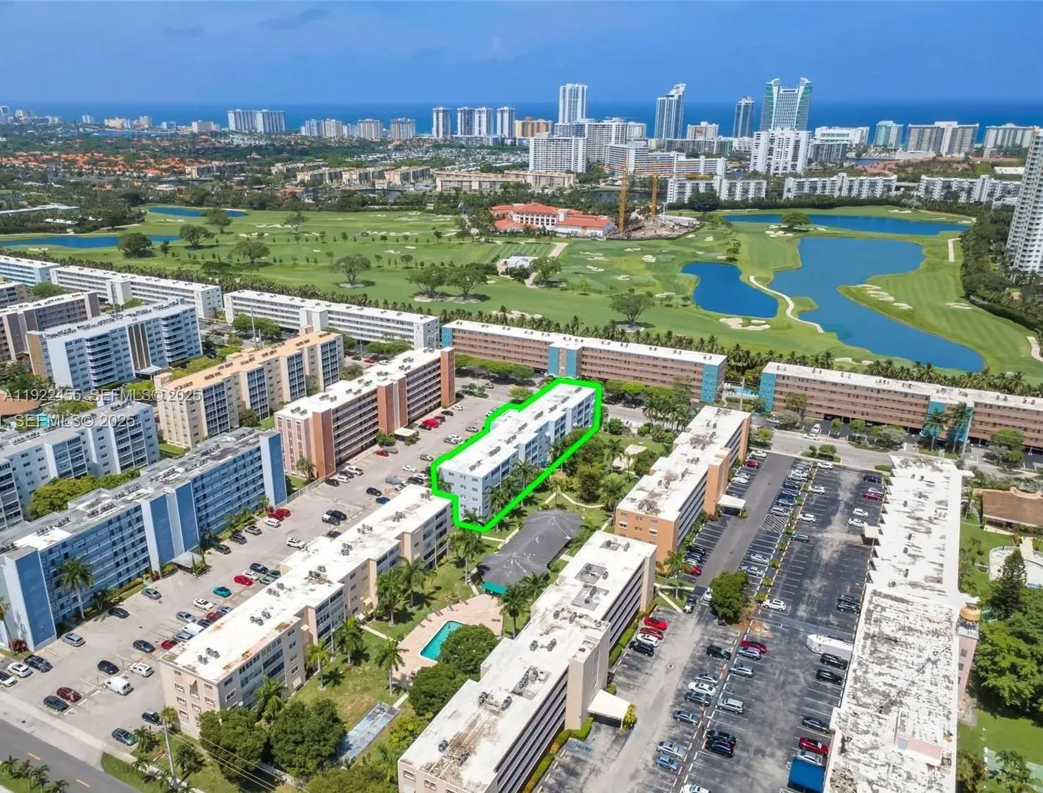 233 NE 14th Ave # 402, Hallandale Beach FL 33009