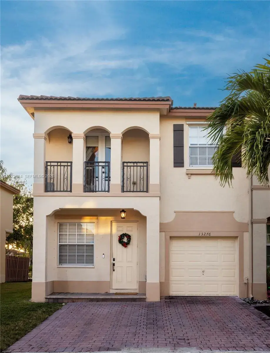 3 bedroom 2 bath Residential for sale at 13276 SW 128th Psge, Miami FL 33186