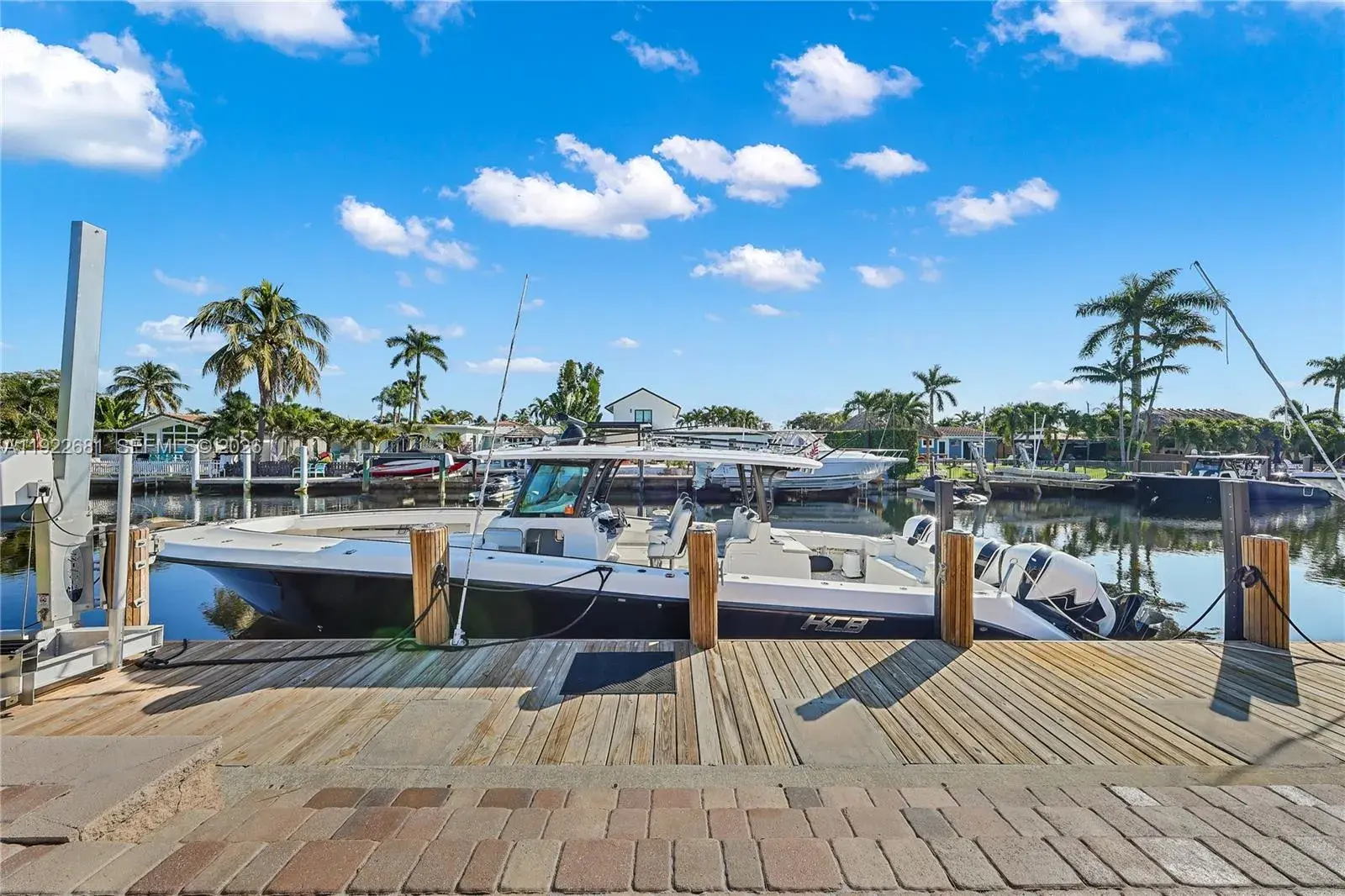 800 SE 3rd Ter, Pompano Beach FL 33060