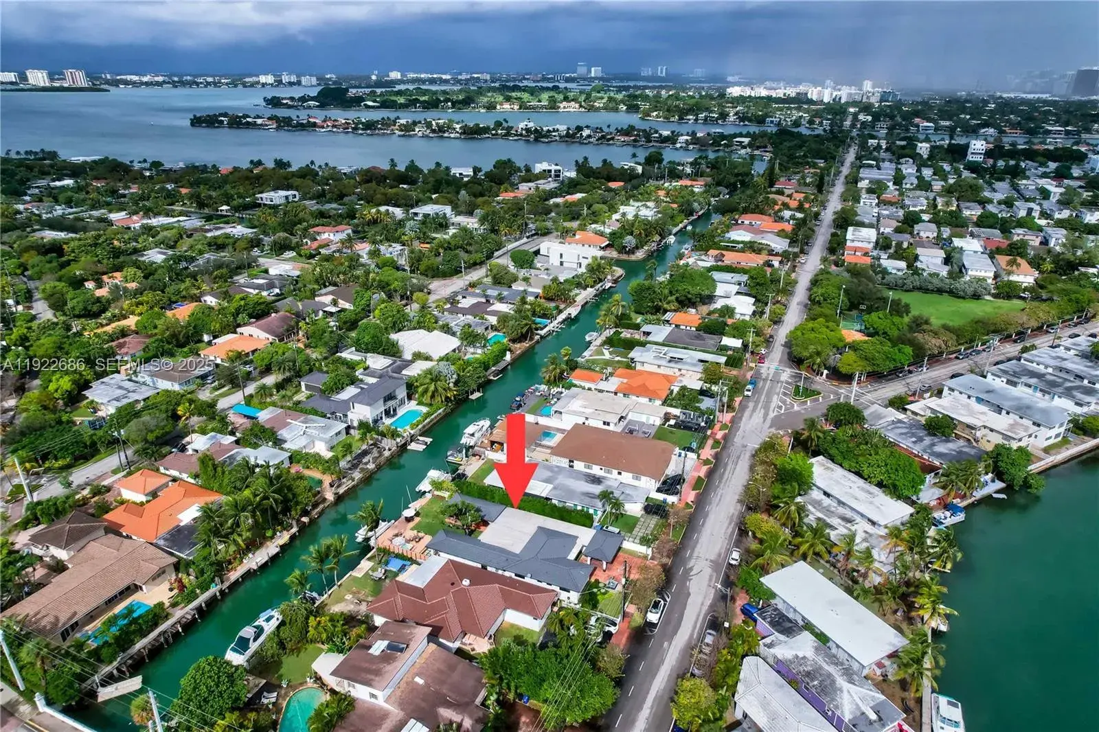 5 bedroom 5 bath for sale at 7724 Hawthorne Ave, Miami Beach FL 33141