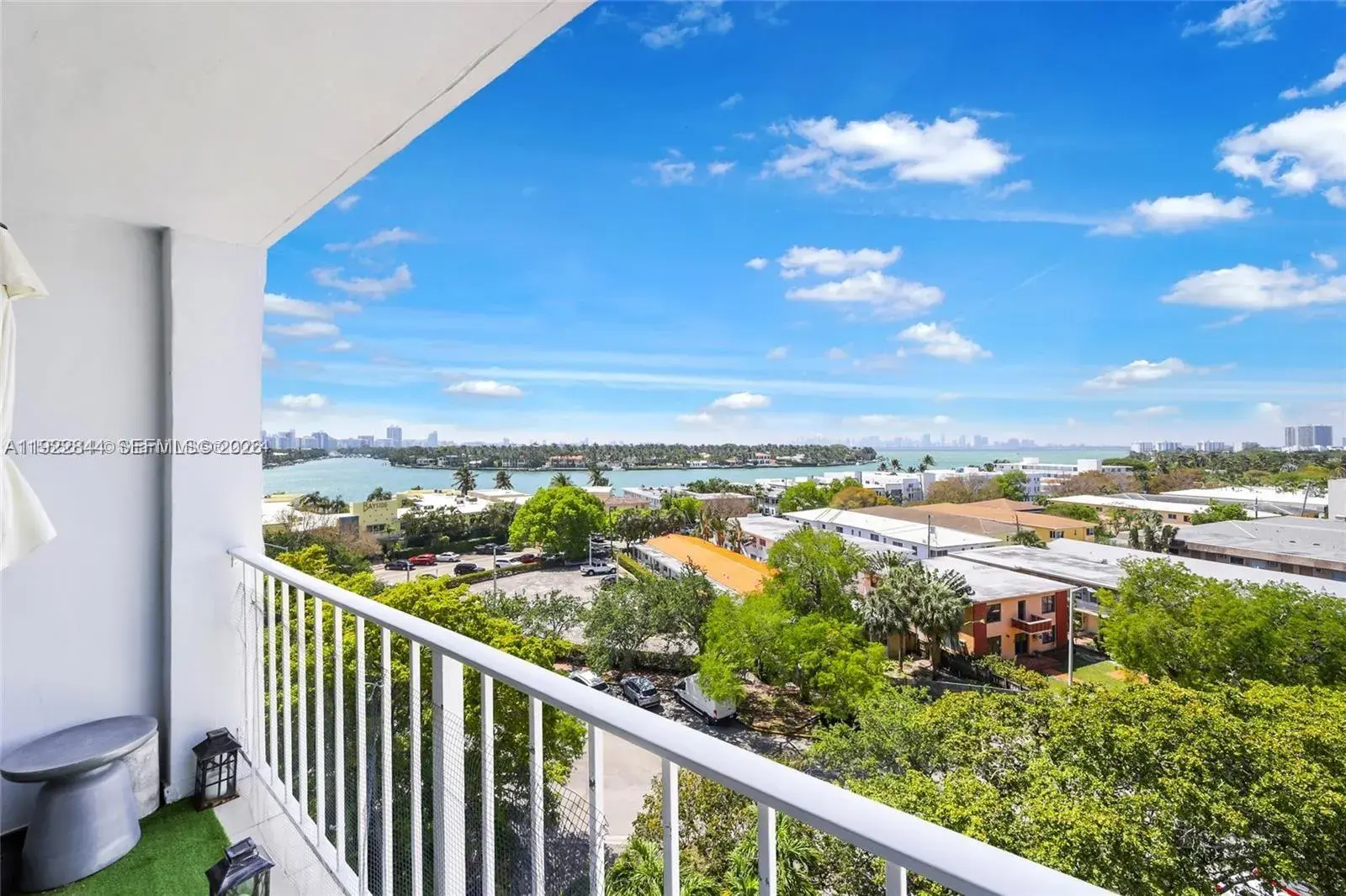 1 bedroom 1 bath Residential for sale at 6900 Bay Dr # 7A, Miami Beach FL 33141