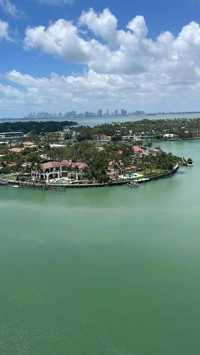 6900 Bay Dr # 7A, Miami Beach FL 33141