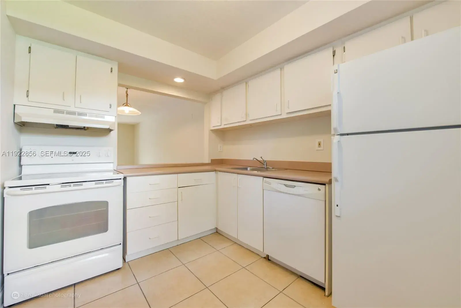 4600 SW 67th Ave # 125, Miami FL 33155