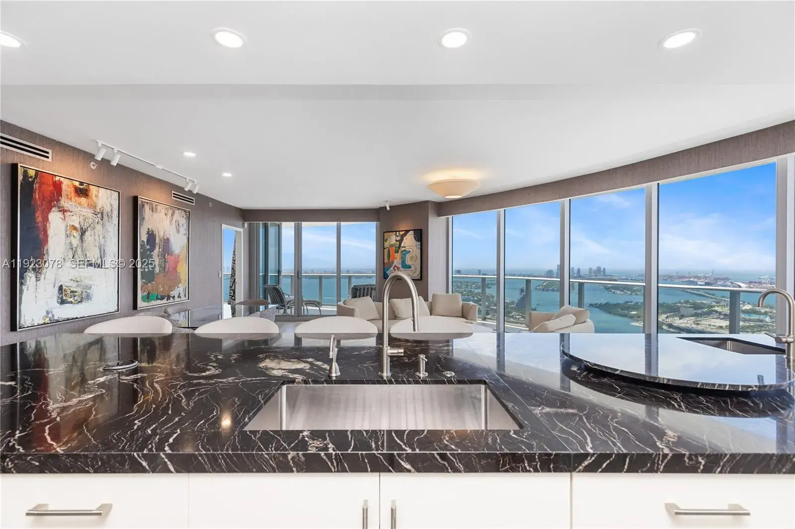 3 bedroom 4 bath for sale at 488 NE 18th St # 5012, Miami FL 33132