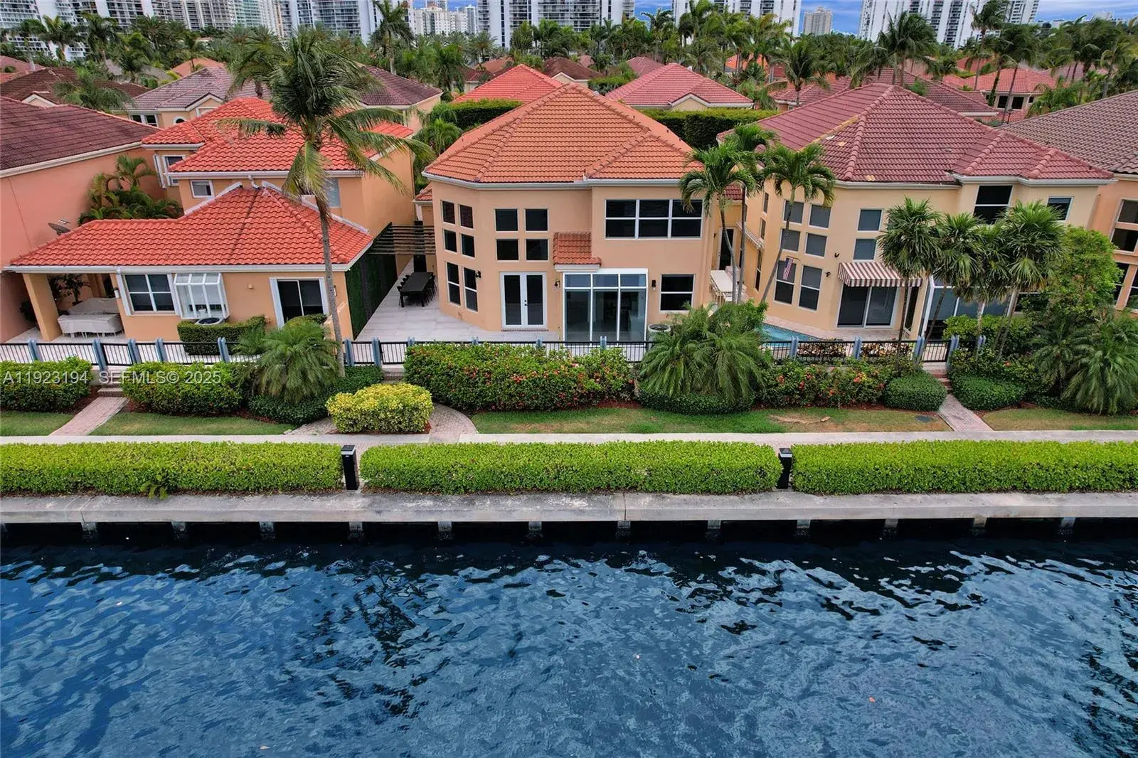 5 bedroom 3 bath Residential Lease for rent at 3757 NE 208 Te, Aventura FL 33180