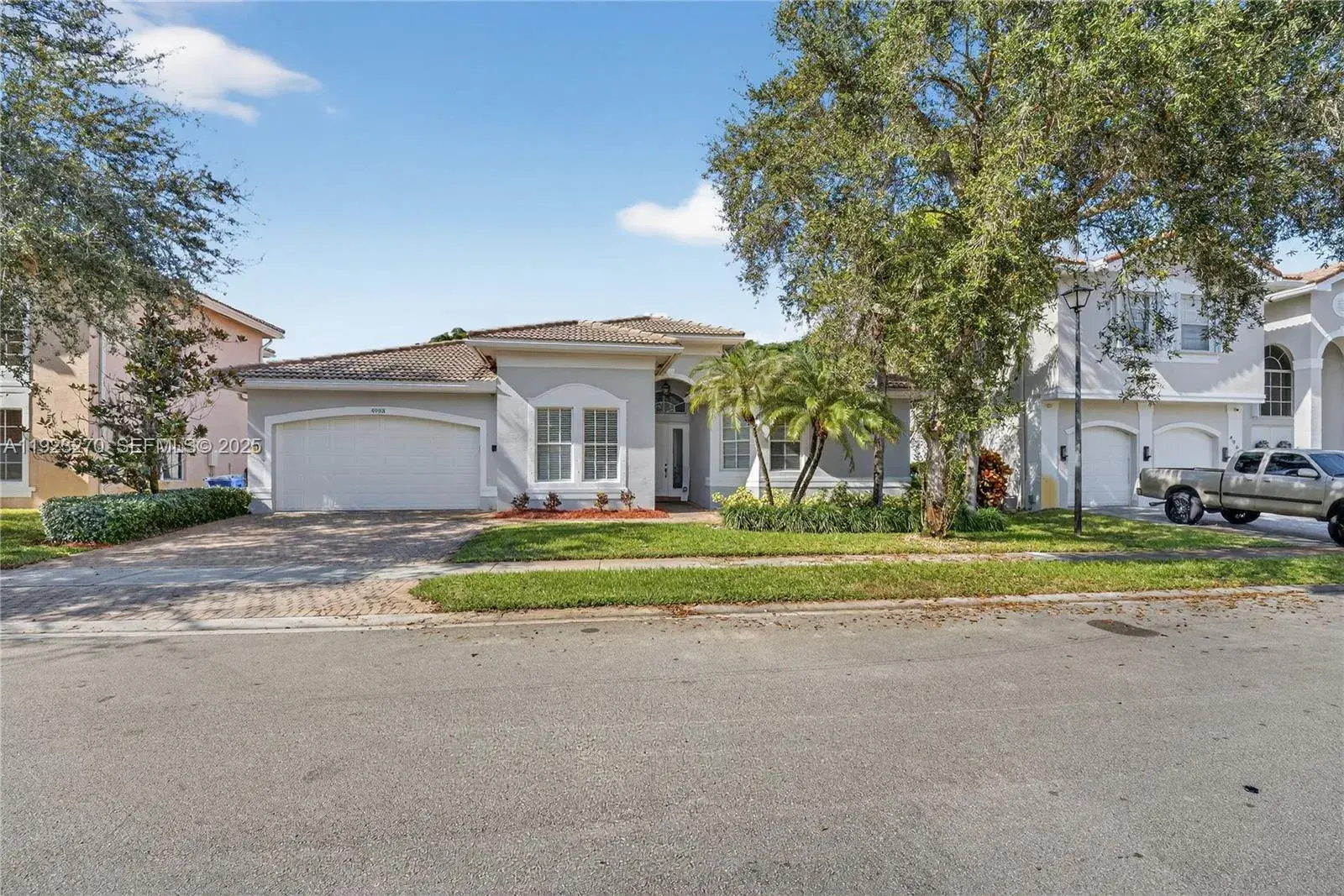 4 bedroom 3 bath Residential for sale at 4988 SW 183rd Ave, Miramar FL 33029