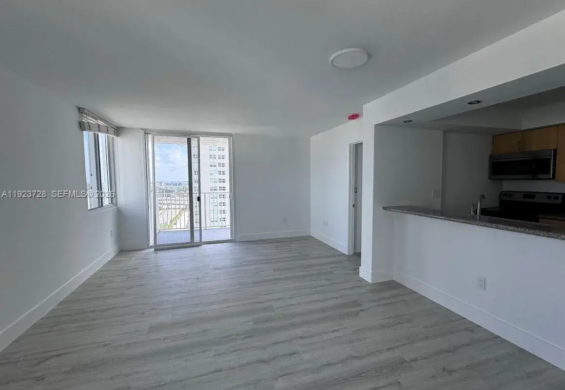 850 N Miami Ave # 2108, Miami FL 33132