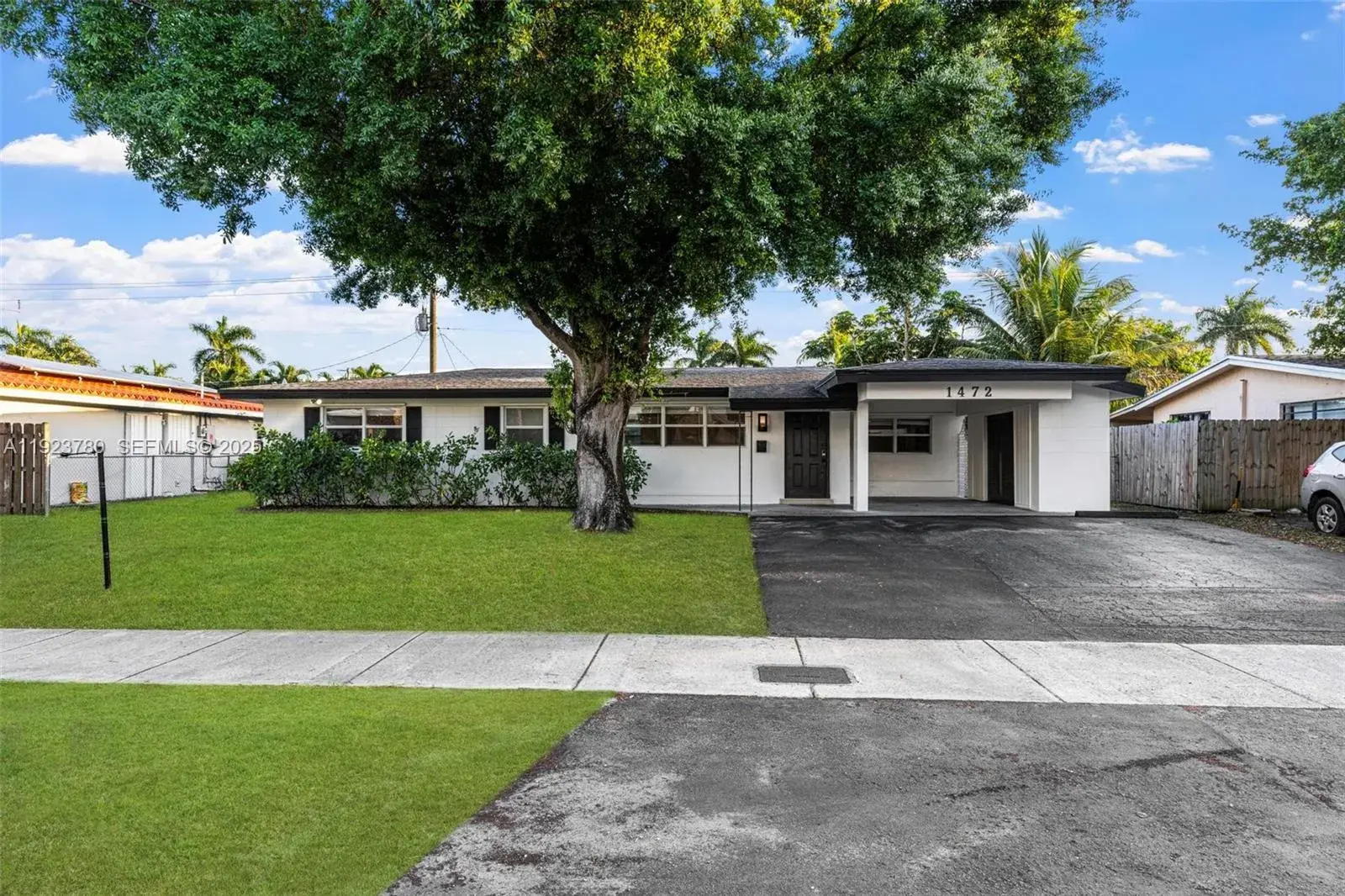 3 bedroom 2 bath Residential Lease for rent at 1472 NE 62nd St # 1472, Fort Lauderdale FL 33334