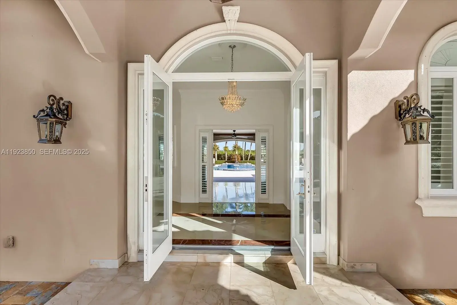 18611 SW 122nd St, Miami FL 33196