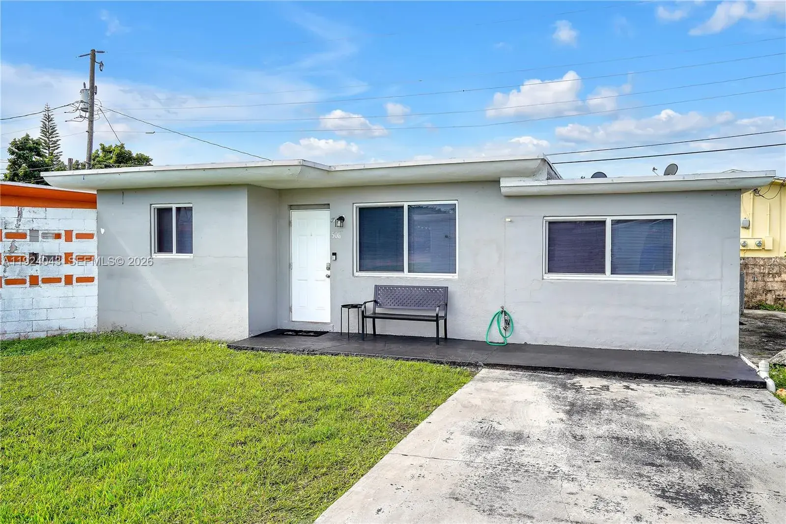 506 N 60th Ter, Hollywood FL 33024
