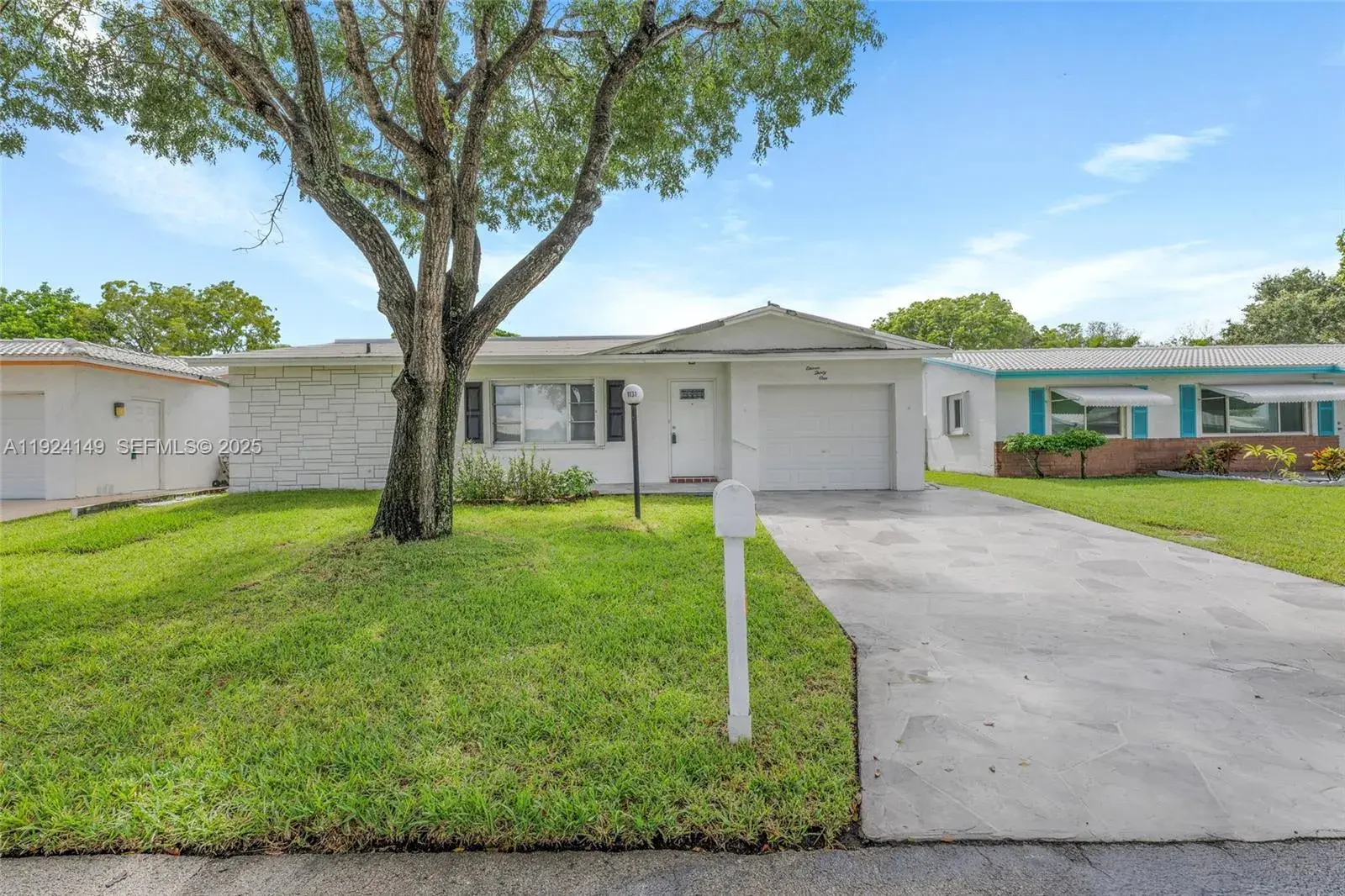 2 bedroom 2 bath Residential for sale at 1131 NW 90th Way, Plantation FL 33322