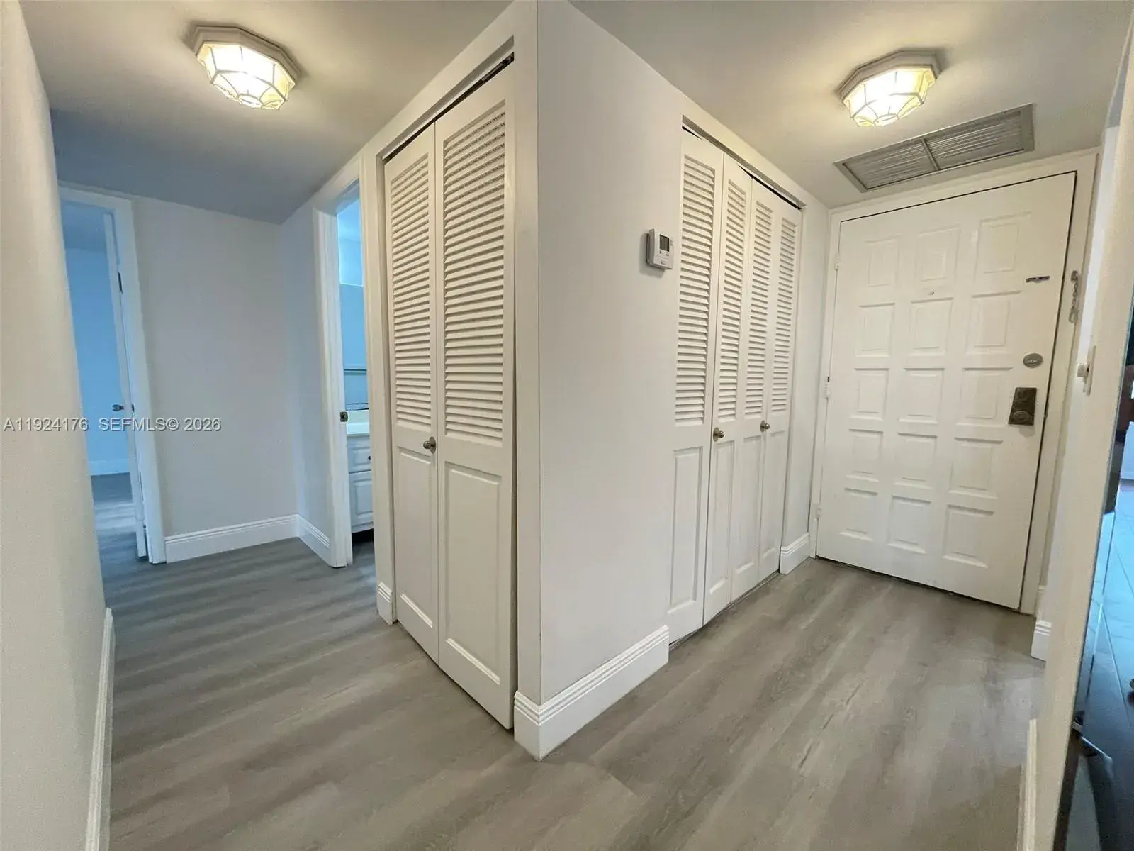 3800 N Hills Dr # 308, Hollywood FL 33021