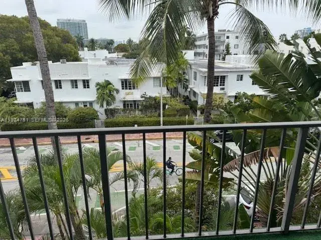 1605 Meridian Ave # 401, Miami Beach FL 33139