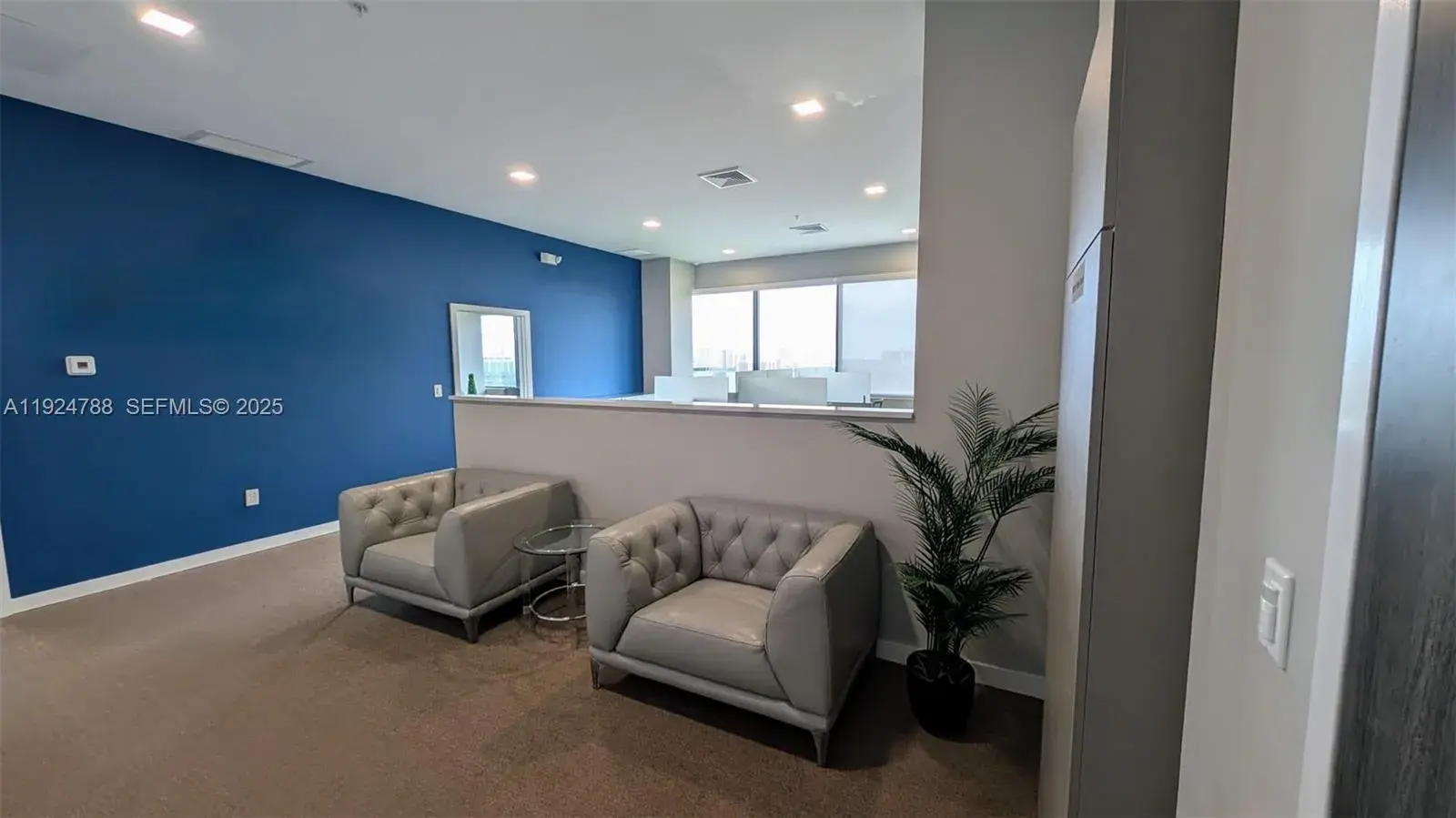 19790 W Dixie Hwy # 1002, Aventura FL 33180