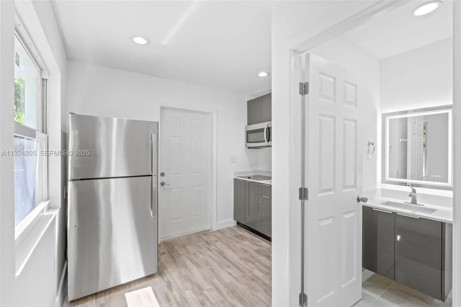 2847 Polk St # 3, Hollywood FL 33020