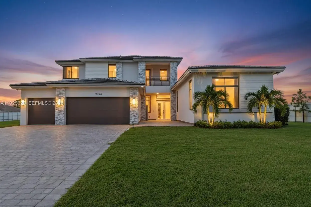 6 bedroom 4 bath Residential for sale at 15846 SW 49th St, Southwest Ranches FL 33331