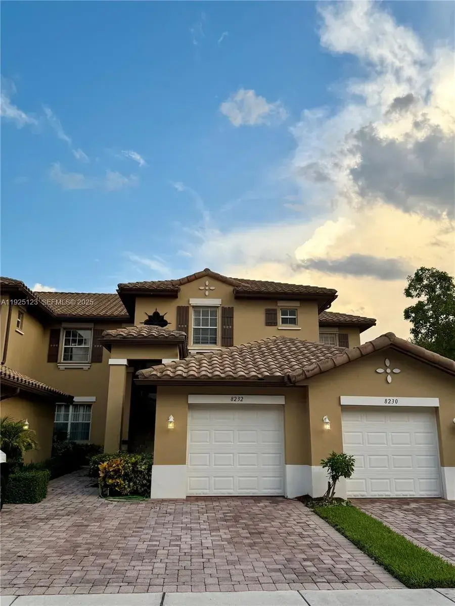 3 bedroom 2 bath Residential for sale at 8232 NW 128th Ln # F, Parkland FL 33076