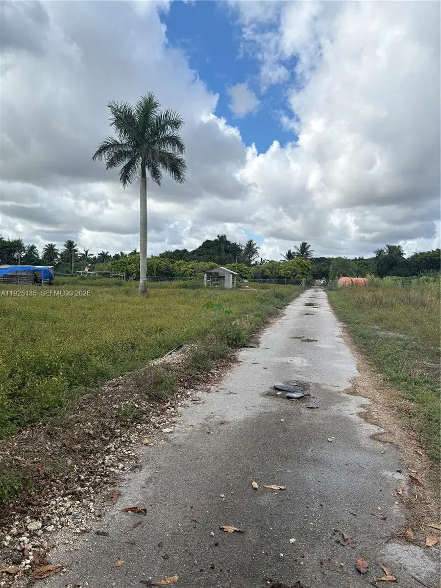 Krome Avenue, Miami FL 33196