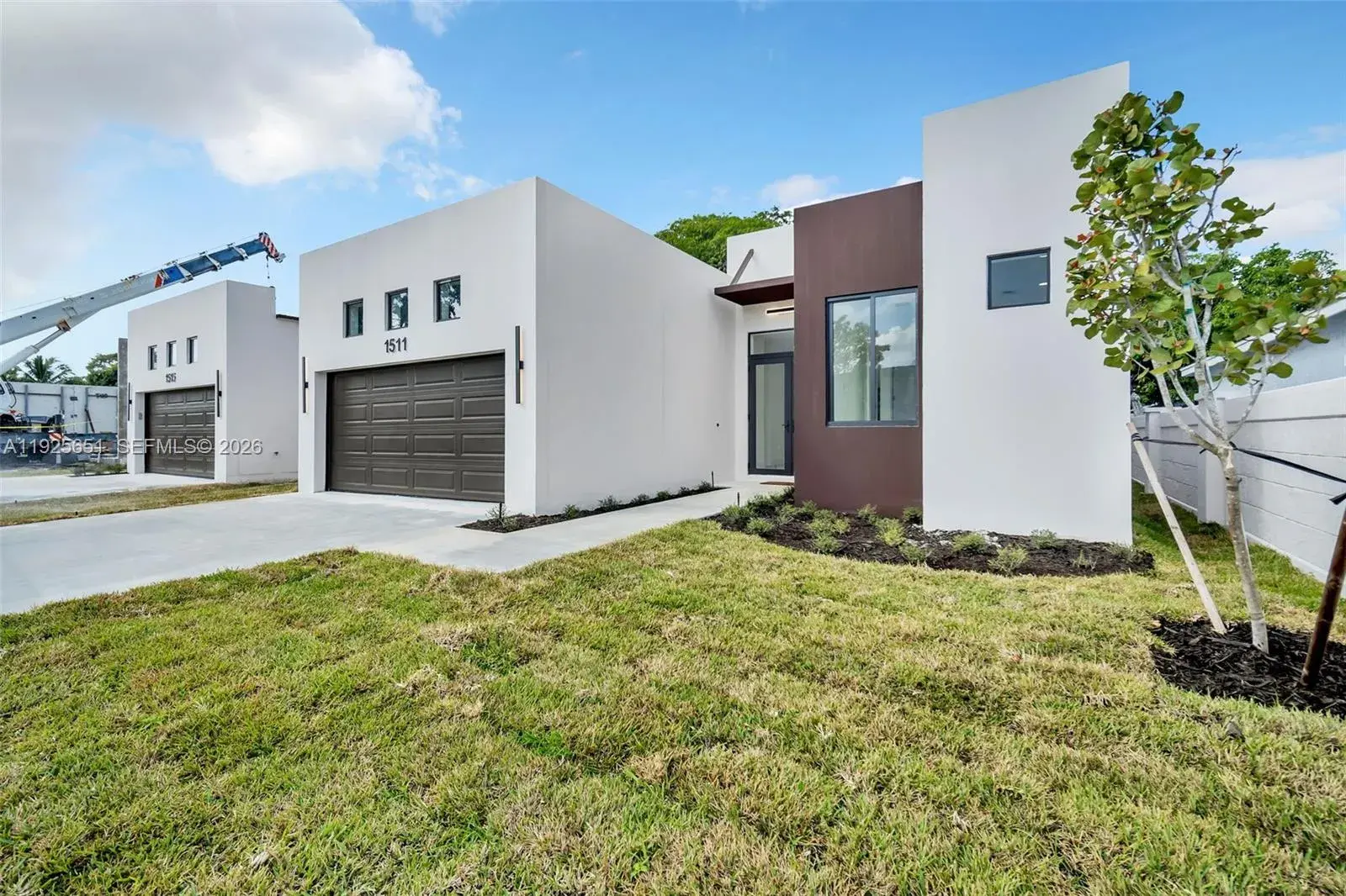 3 bedroom 3 bath Residential for sale at 1515 SW 40th Ter, Fort Lauderdale FL 33317