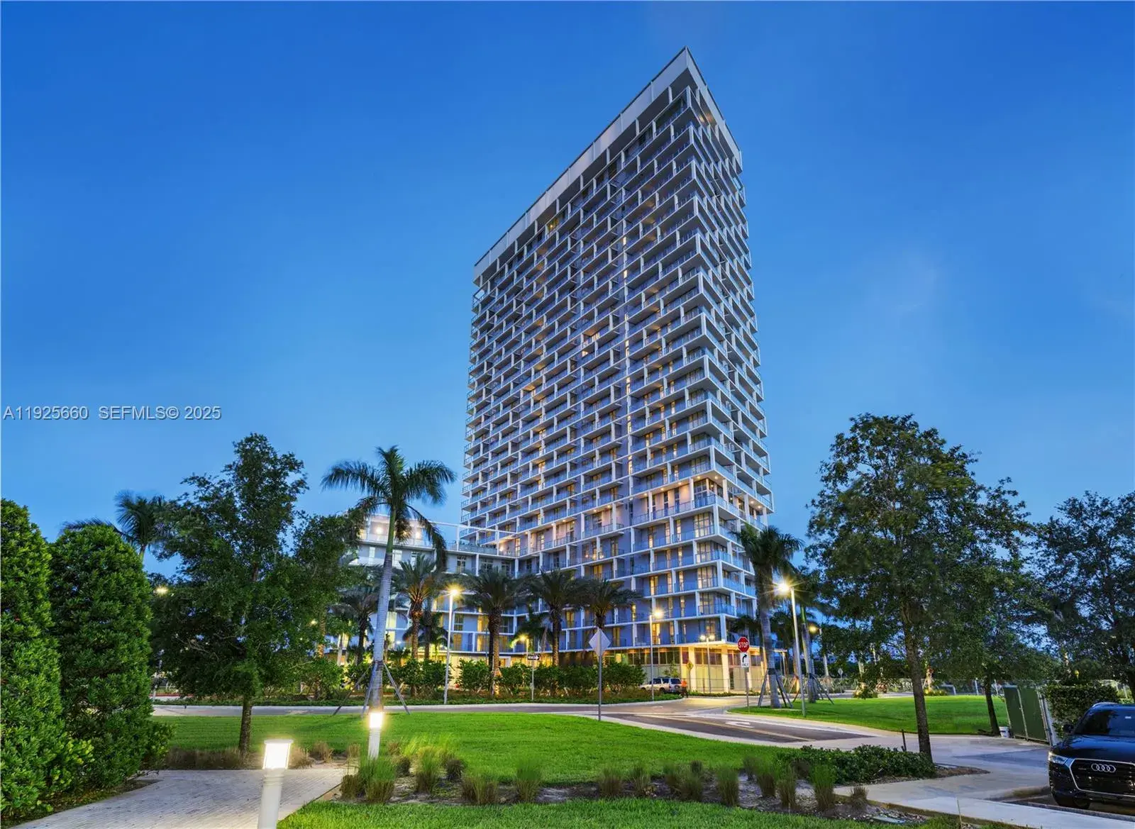 2000 Metropica Way # 1004, Sunrise FL 33323