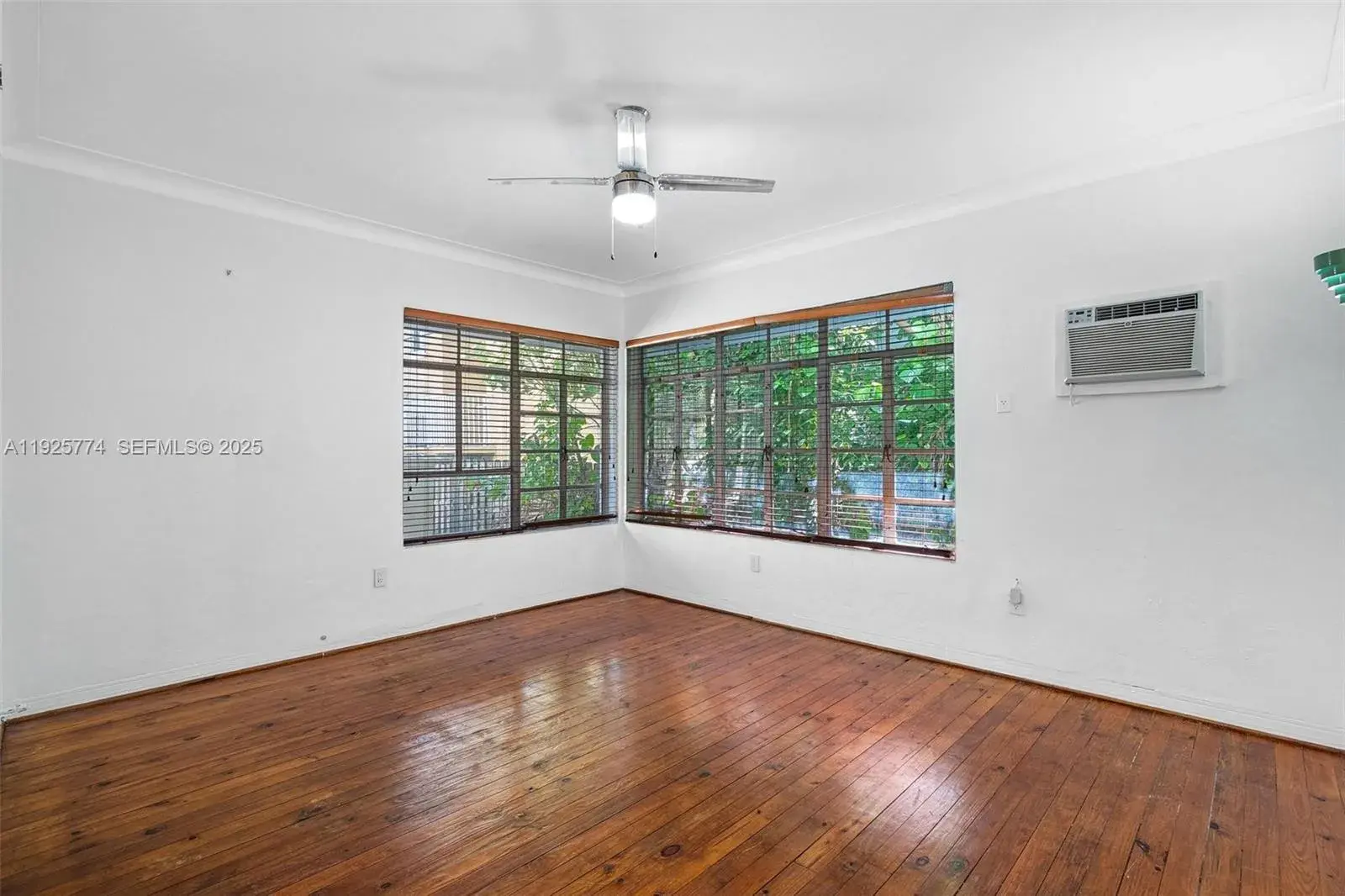 1 bath Residential for sale at 1611 Euclid Ave # 8, Miami Beach FL 33139
