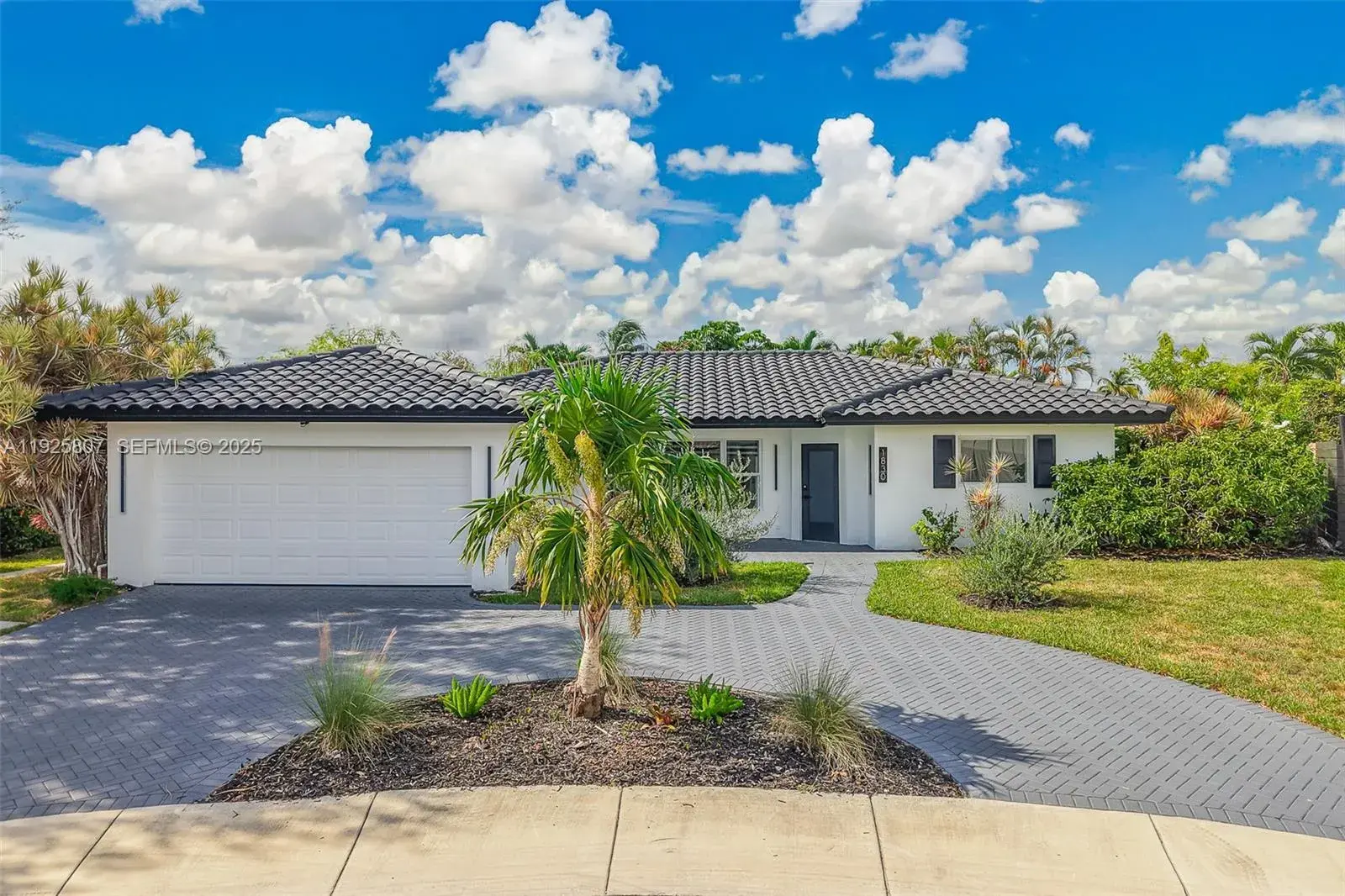 3 bedroom 2 bath Residential for sale at 1830 NE 65th Ct, Fort Lauderdale FL 33308