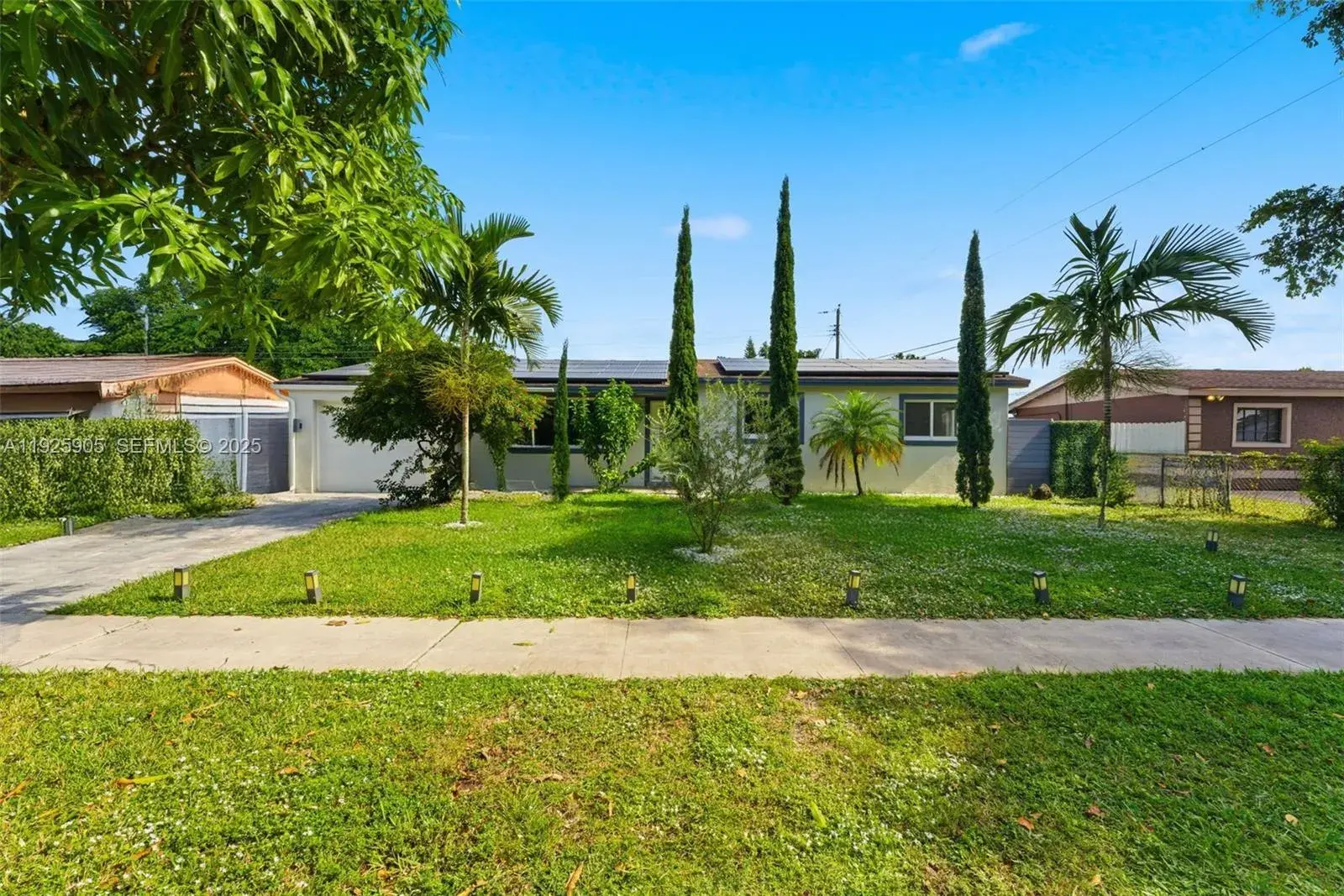 3 bedroom 2 bath Residential Lease for rent at 251 N 71st Ave # 251, Hollywood FL 33024