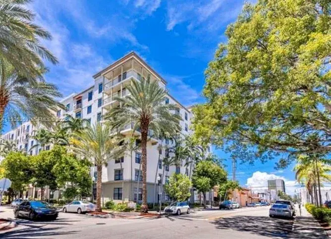 1 bedroom 1 bath Residential Lease for rent at 1919 Van Buren St # 212A, Hollywood FL 33020