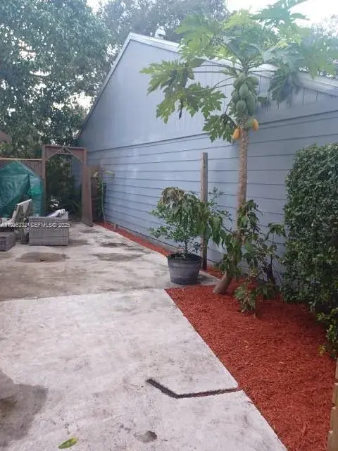 22882 Markham Way, Boca Raton FL 33428