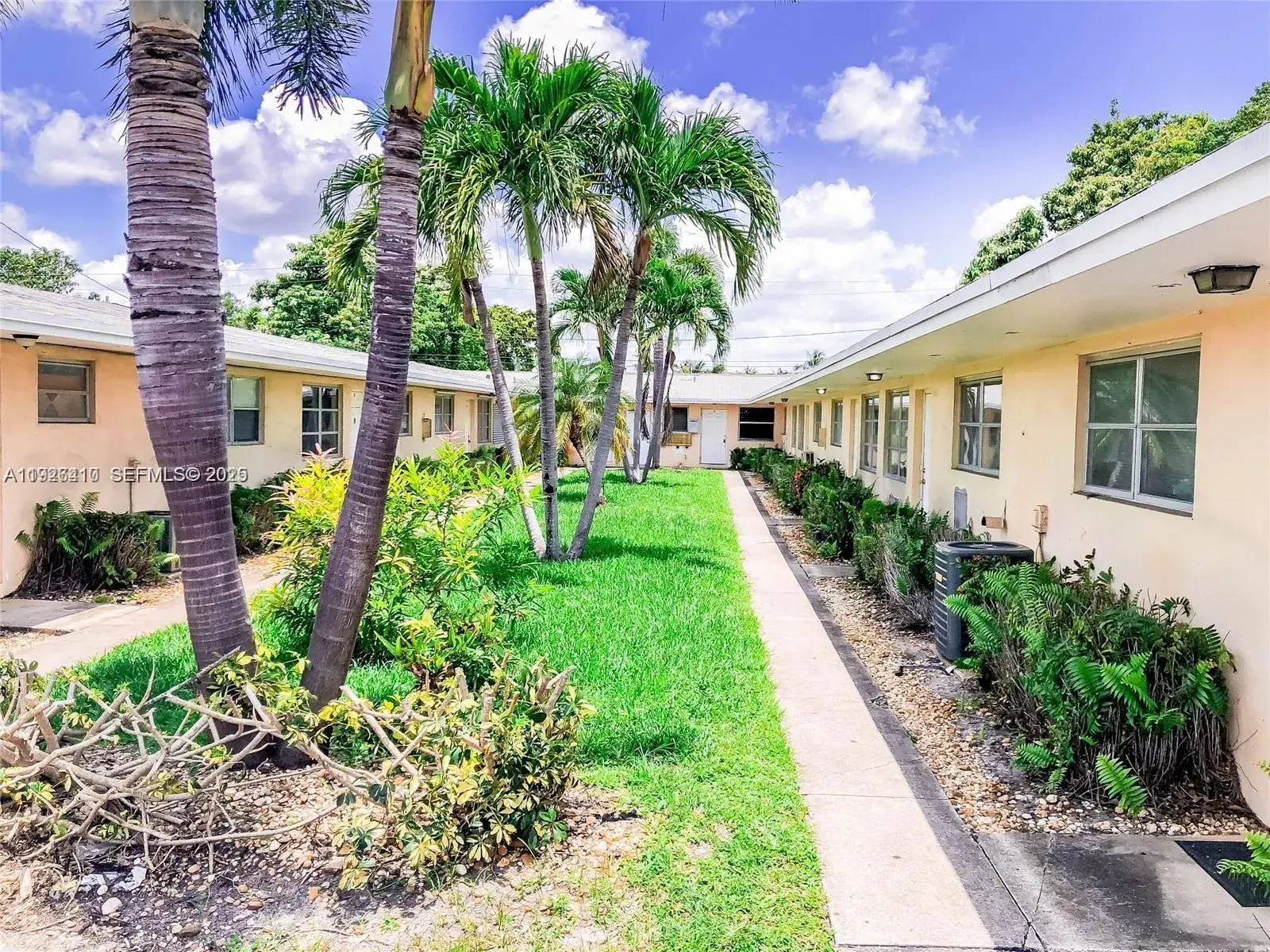 2641 Polk St # 9, Hollywood FL 33020