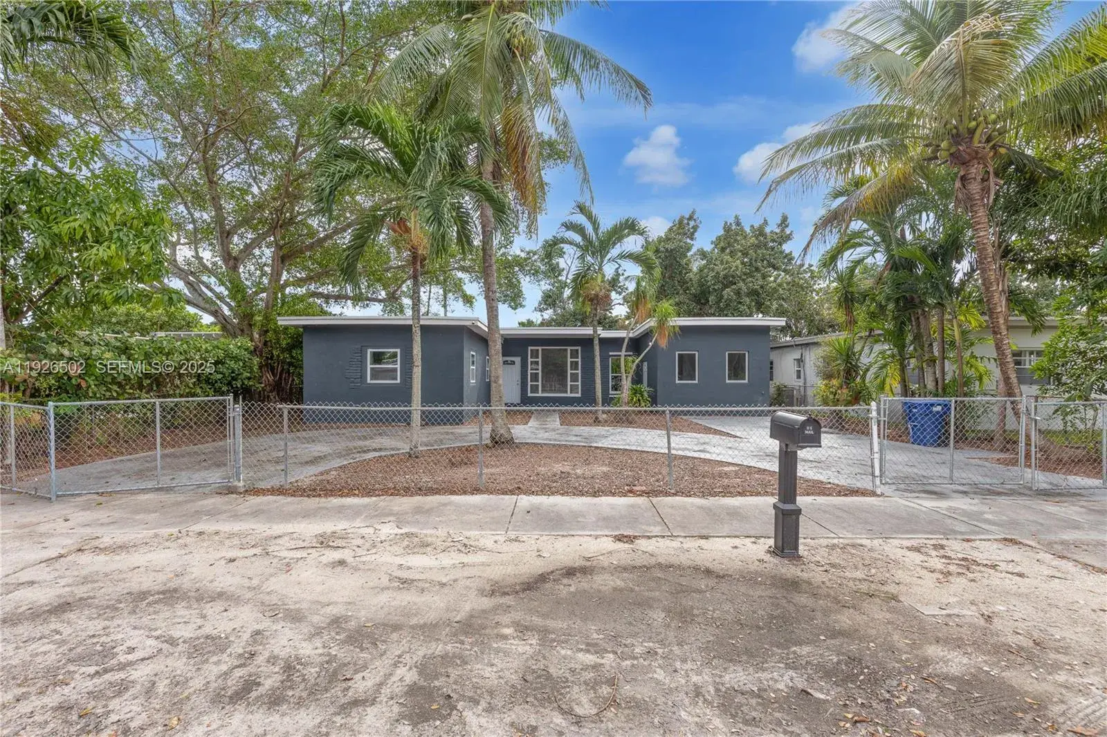434 NW 110th St, Miami FL 33168
