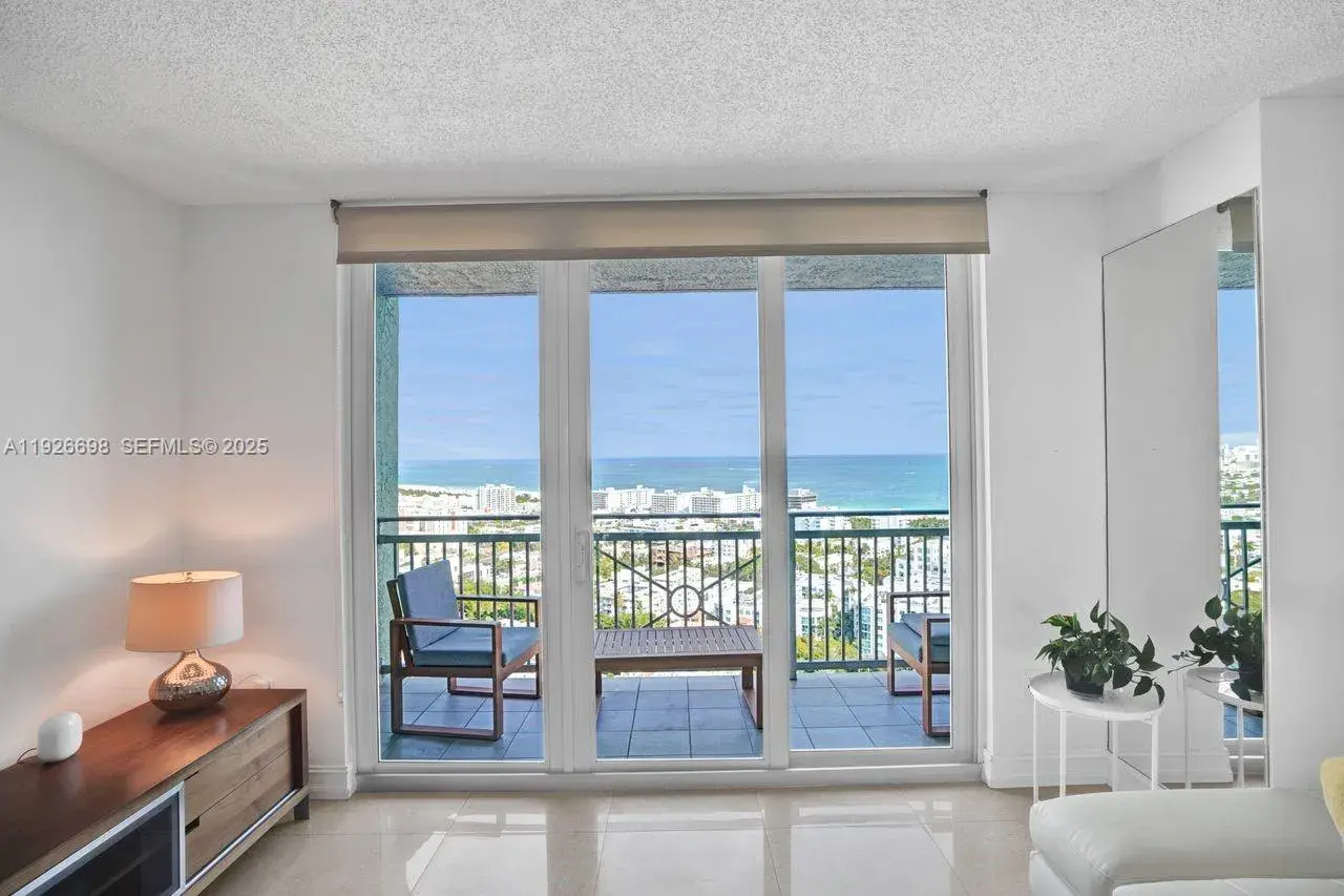 90 Alton Rd # 2907, Miami Beach FL 33139
