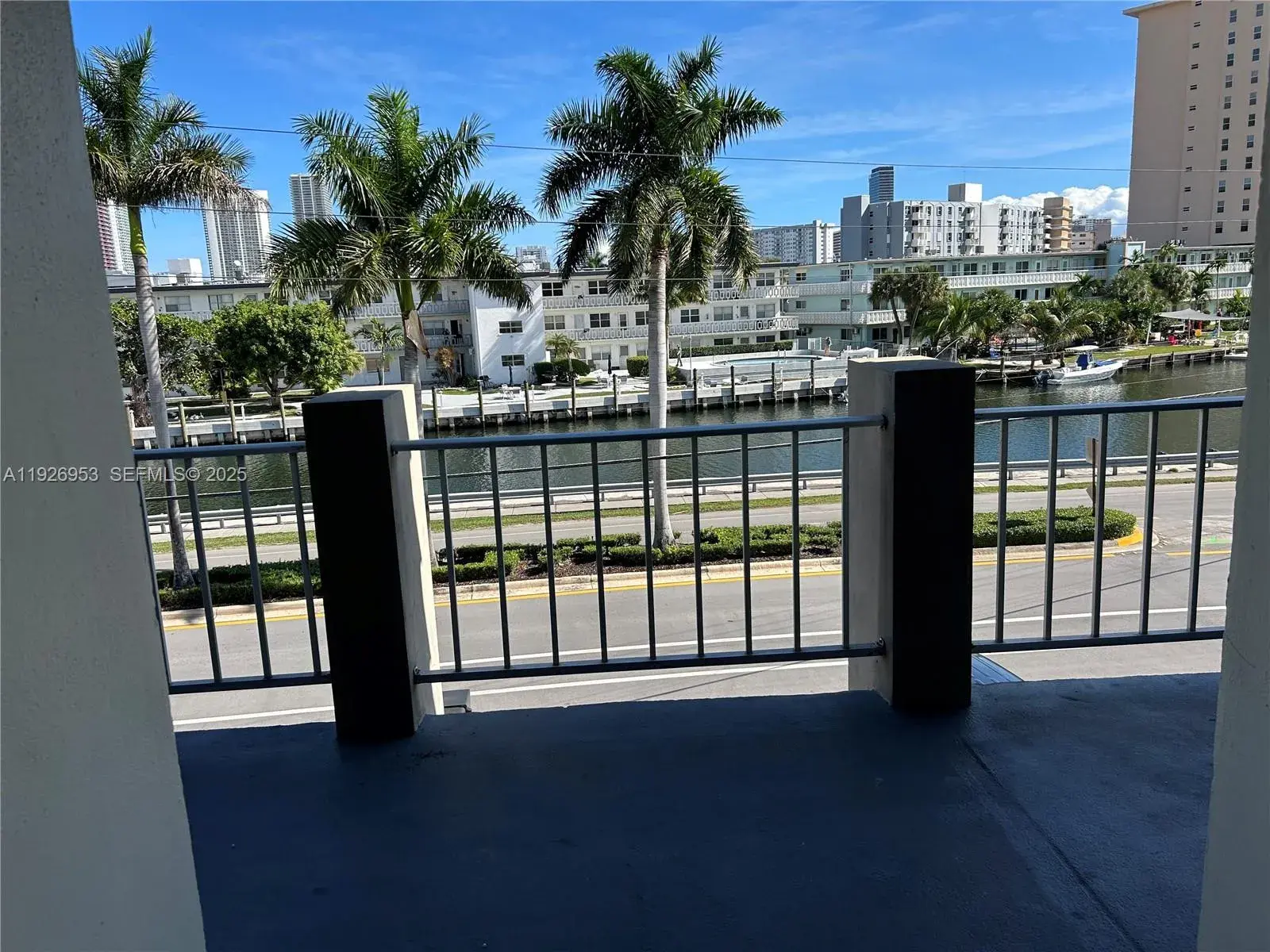 250 Layne Blvd # 312, Hallandale Beach FL 33009
