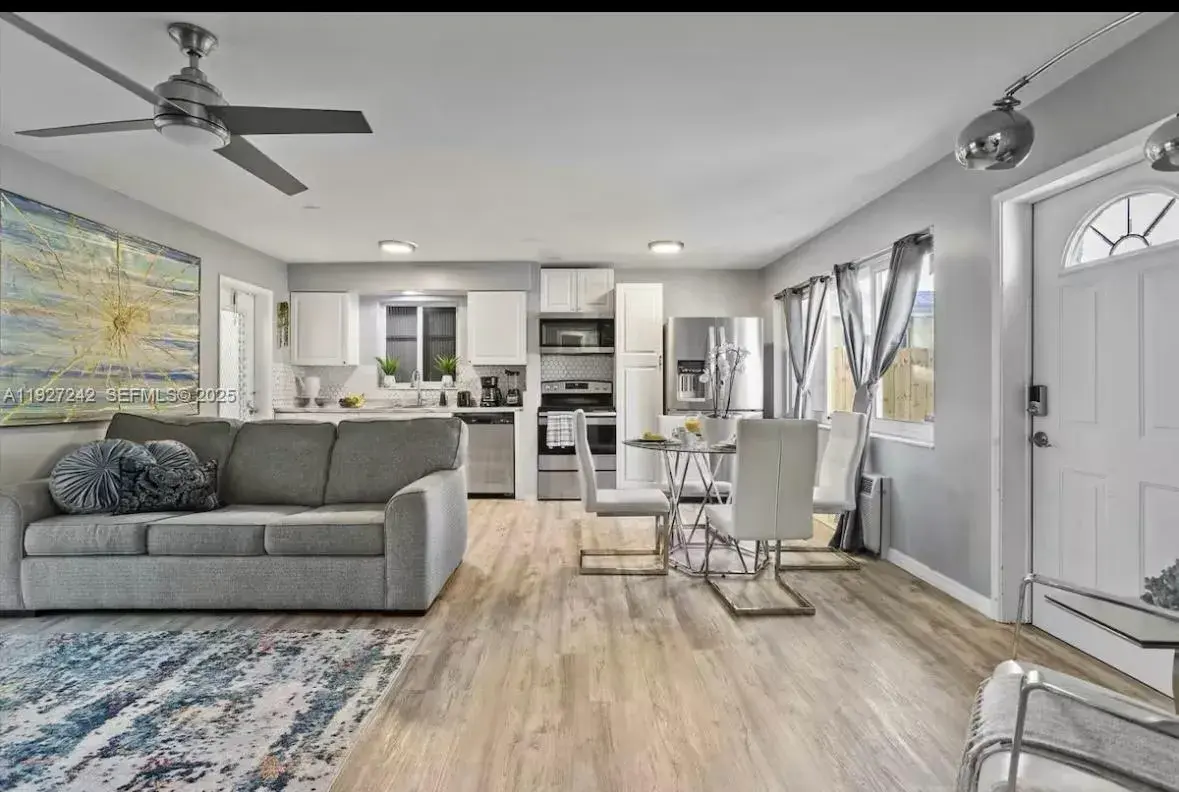 420 SE 9th Ct # 2, Fort Lauderdale FL 33316