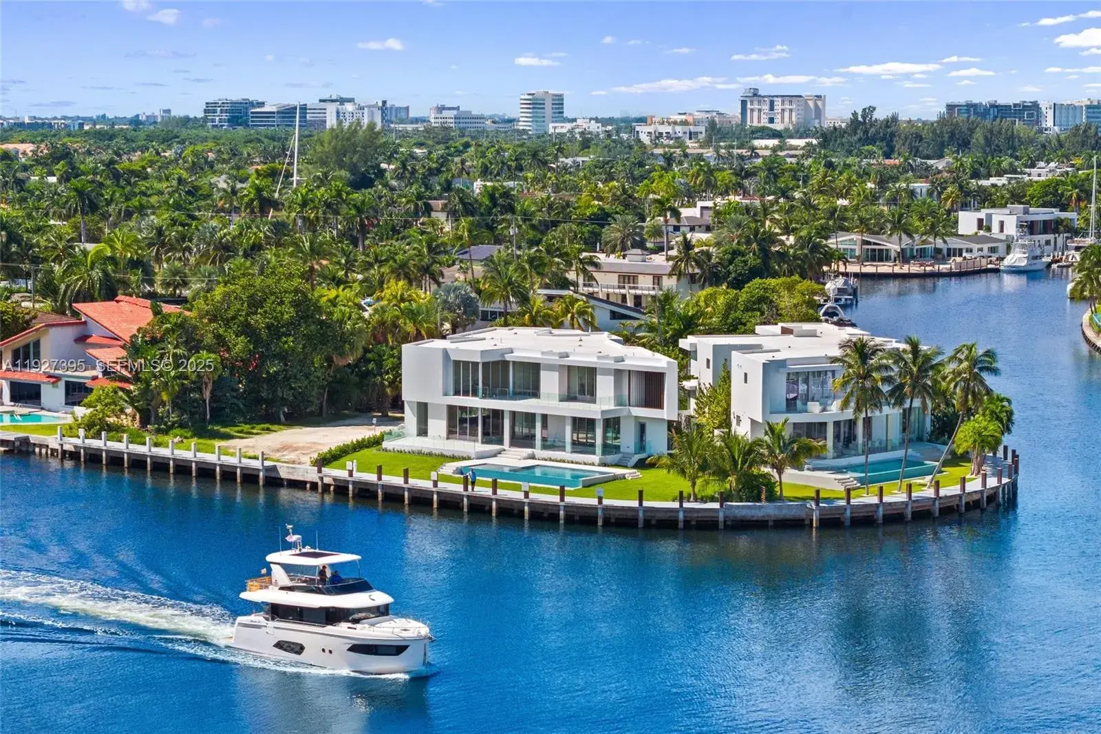7 bedroom 8 bath Residential for sale at 503 Palm Dr, Hallandale Beach FL 33009
