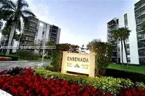 3401 N Country Club Dr # 206, Aventura FL 33180
