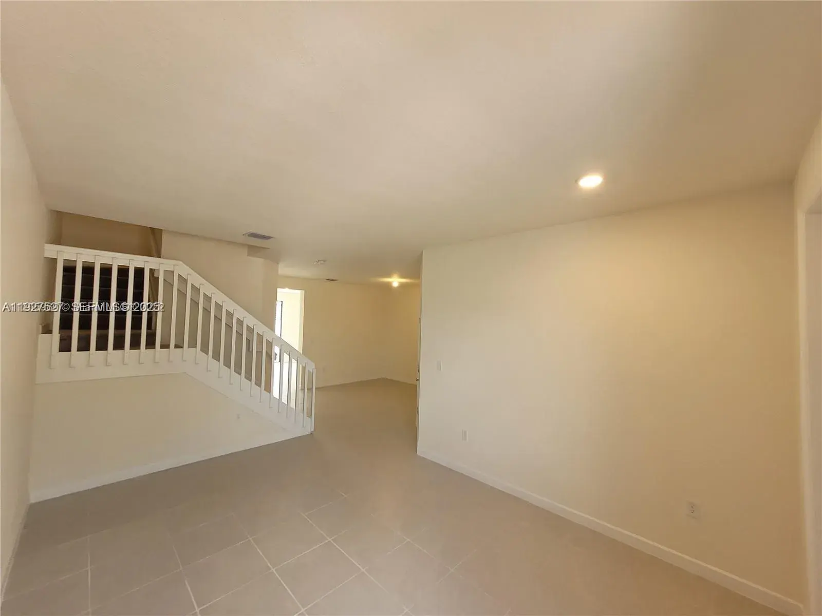 11125 W 33rd Ct, Hialeah FL 33018