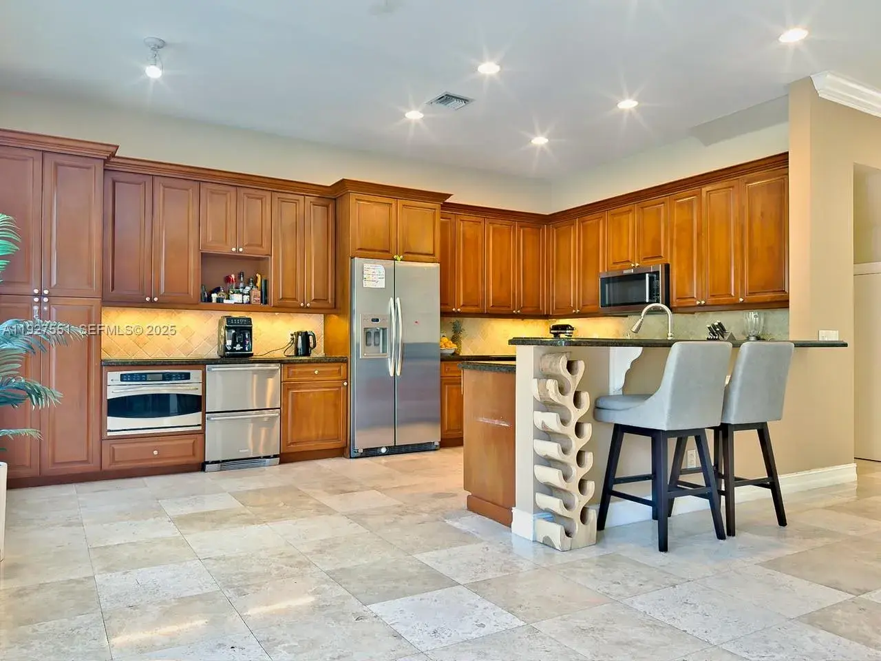 1317 SW 23rd St, Fort Lauderdale FL 33315