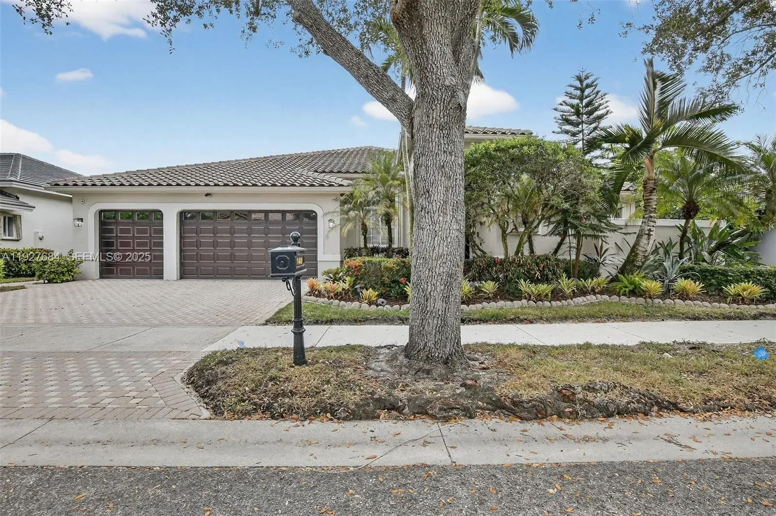1488 Lantana Ct, Weston FL 33326