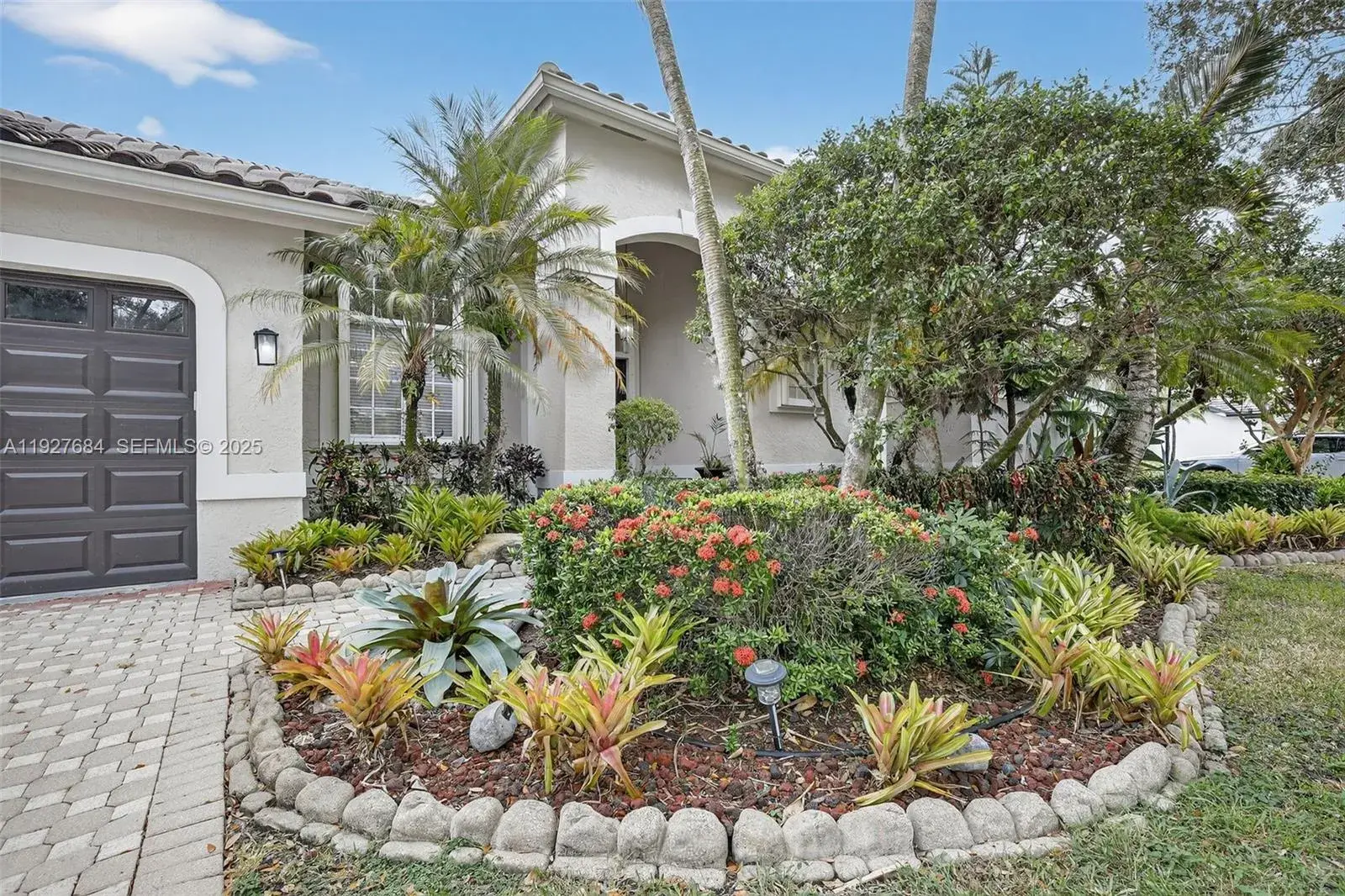 1488 Lantana Ct, Weston FL 33326