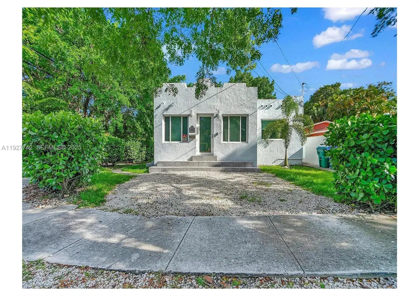 2900 SW 4th St, Miami FL 33135