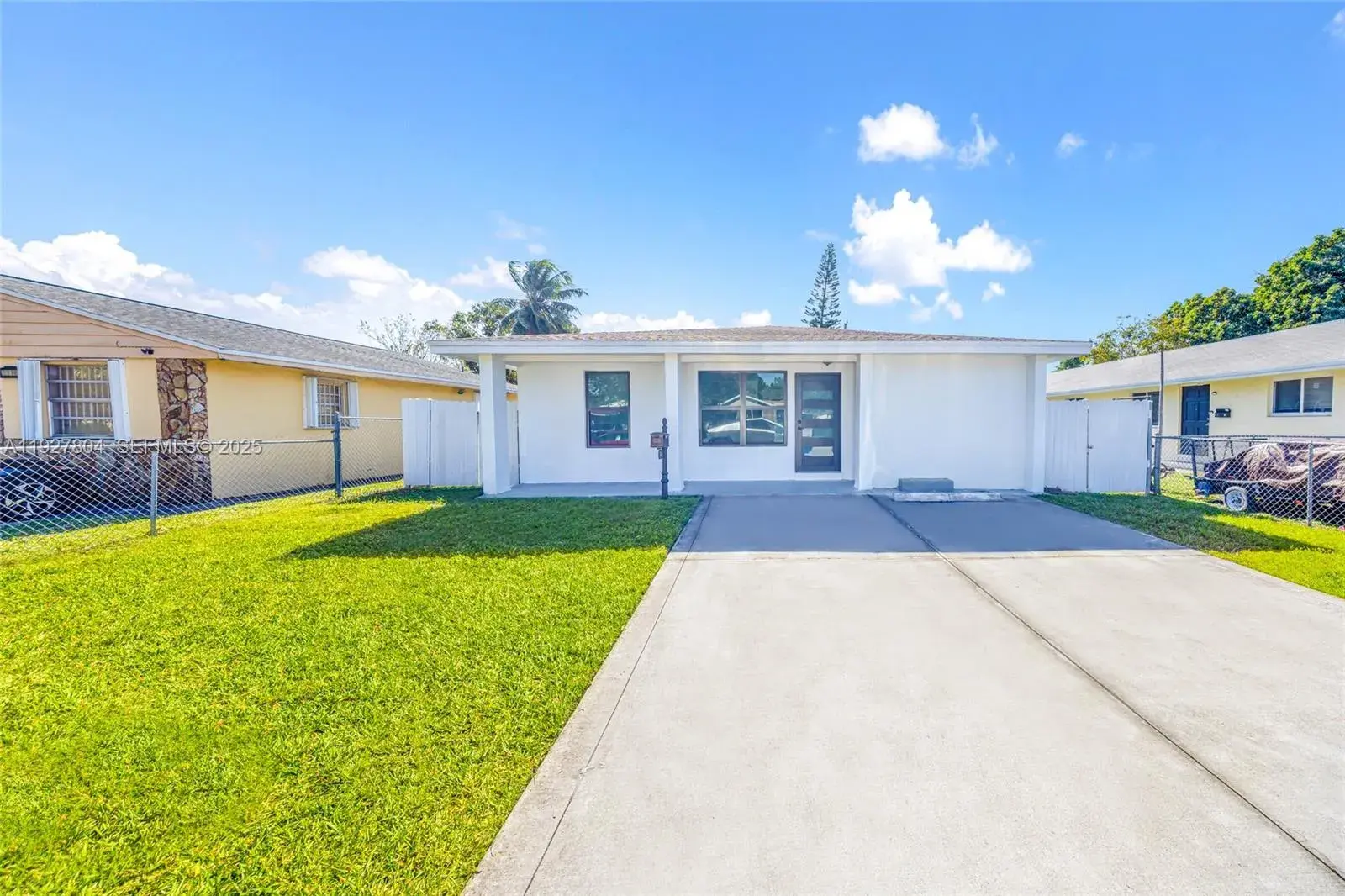 3 bedroom 2 bath Residential Lease for rent at 2318 Scott St, Hollywood FL 33020